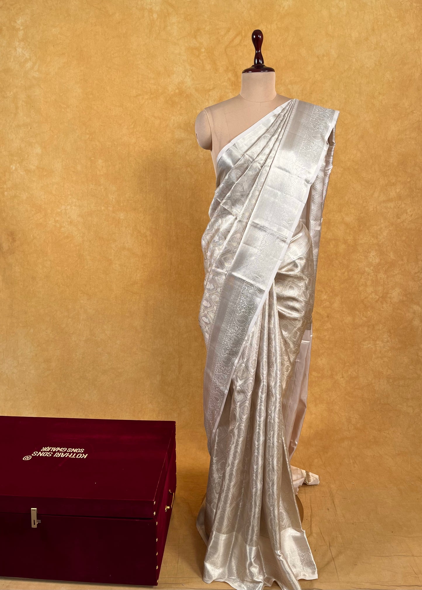 SILVER COLOUR PURE KANJIVARAM SAREE EMBELLISHED WITH ZARI WEAVES