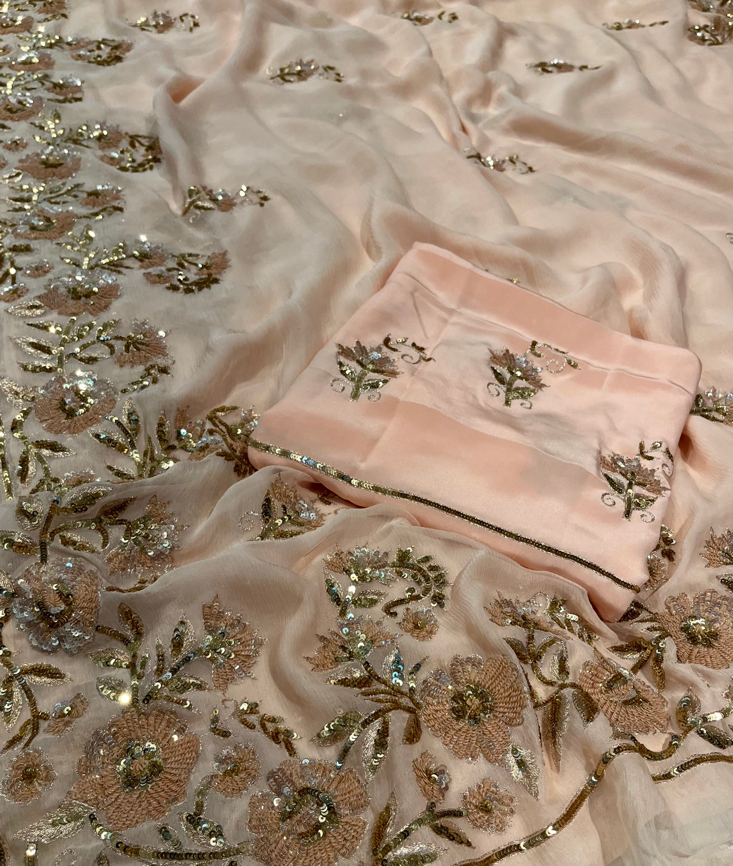 PEACH COLOUR PURE CHIFFON HAND EMBROIDERED SAREE EMBELLISHED WITH SEQUINS & AARI WORK ( DELIVERY IN 25-30 DAYS ) - Kothari Sons