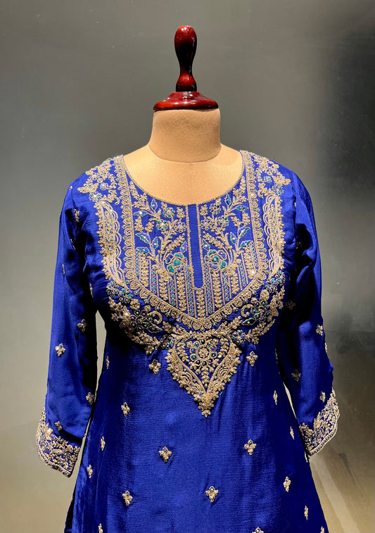 ( DELIVERY IN 25 DAYS ) BLUE COLOUE CHINON KURTA WITH CREPE SKIRT & NET DUPATTA EMBELLISHED WITH ZARI WORK