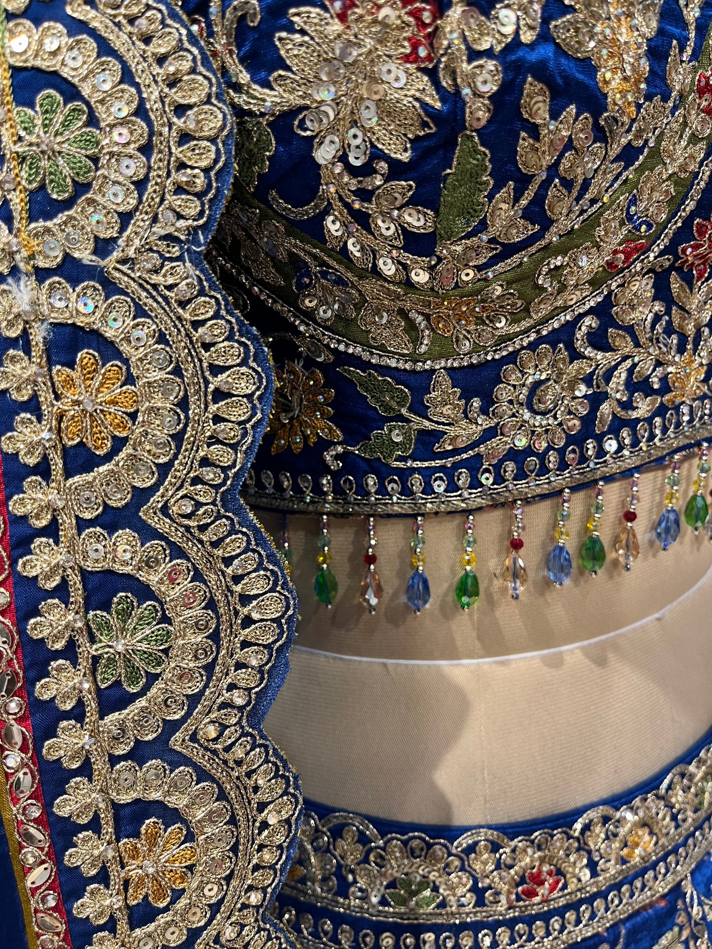 ROYAL BLUE COLOR EMBROIDRED BANARSI LEHNGA