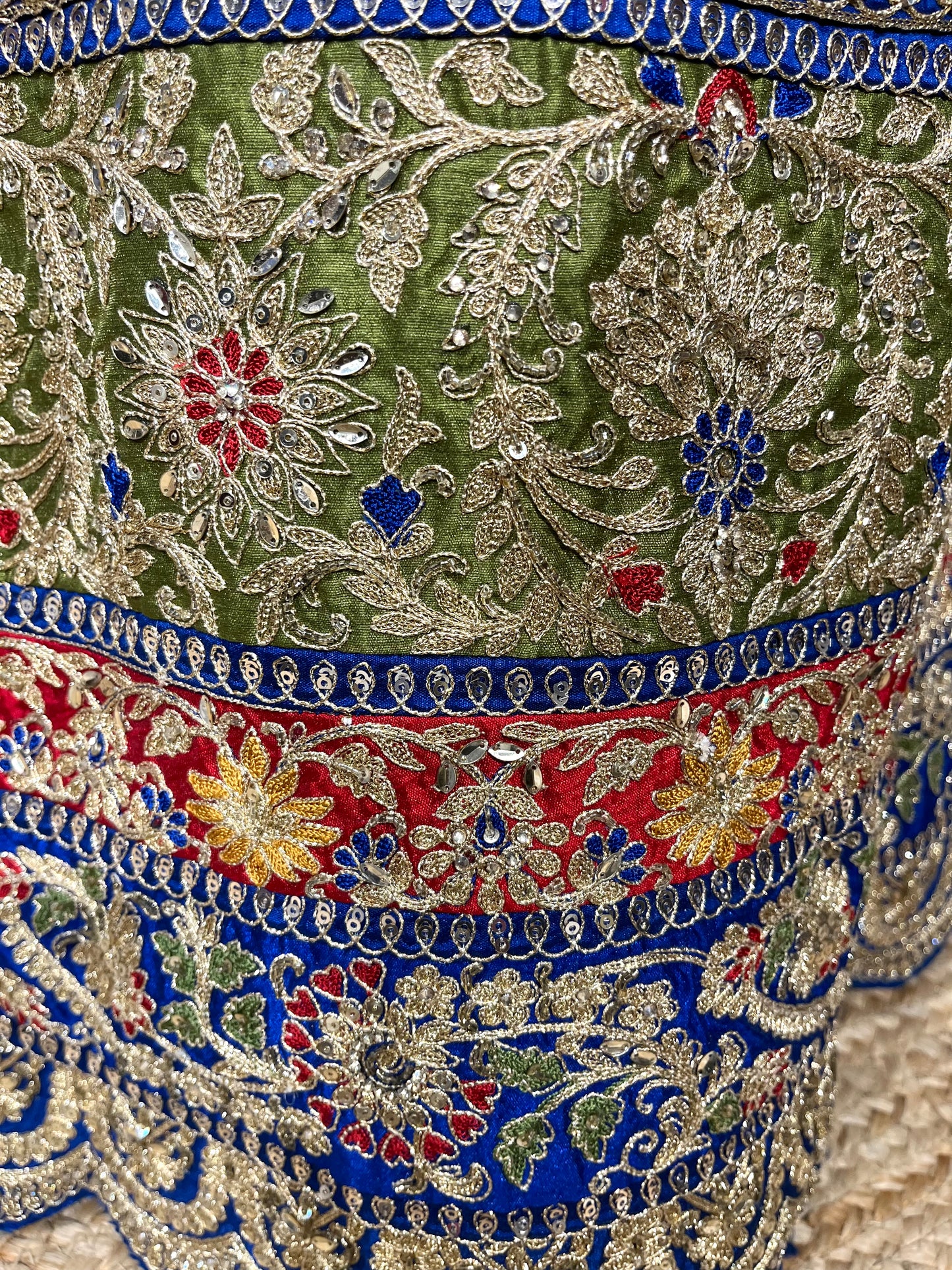 ROYAL BLUE COLOR EMBROIDRED BANARSI LEHNGA