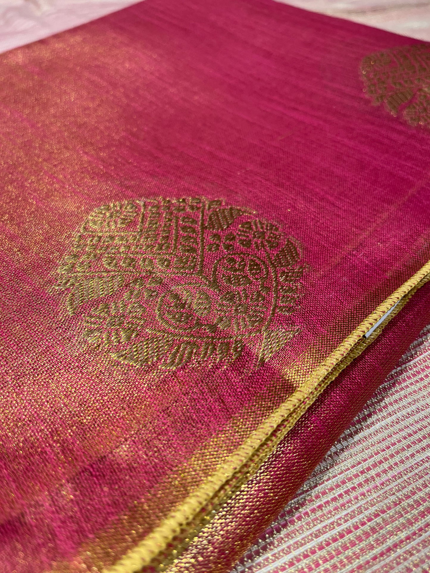 PINK COLOUR COTTON TISSUE SAREE EMBELLISHED WITH ZARI BUTA