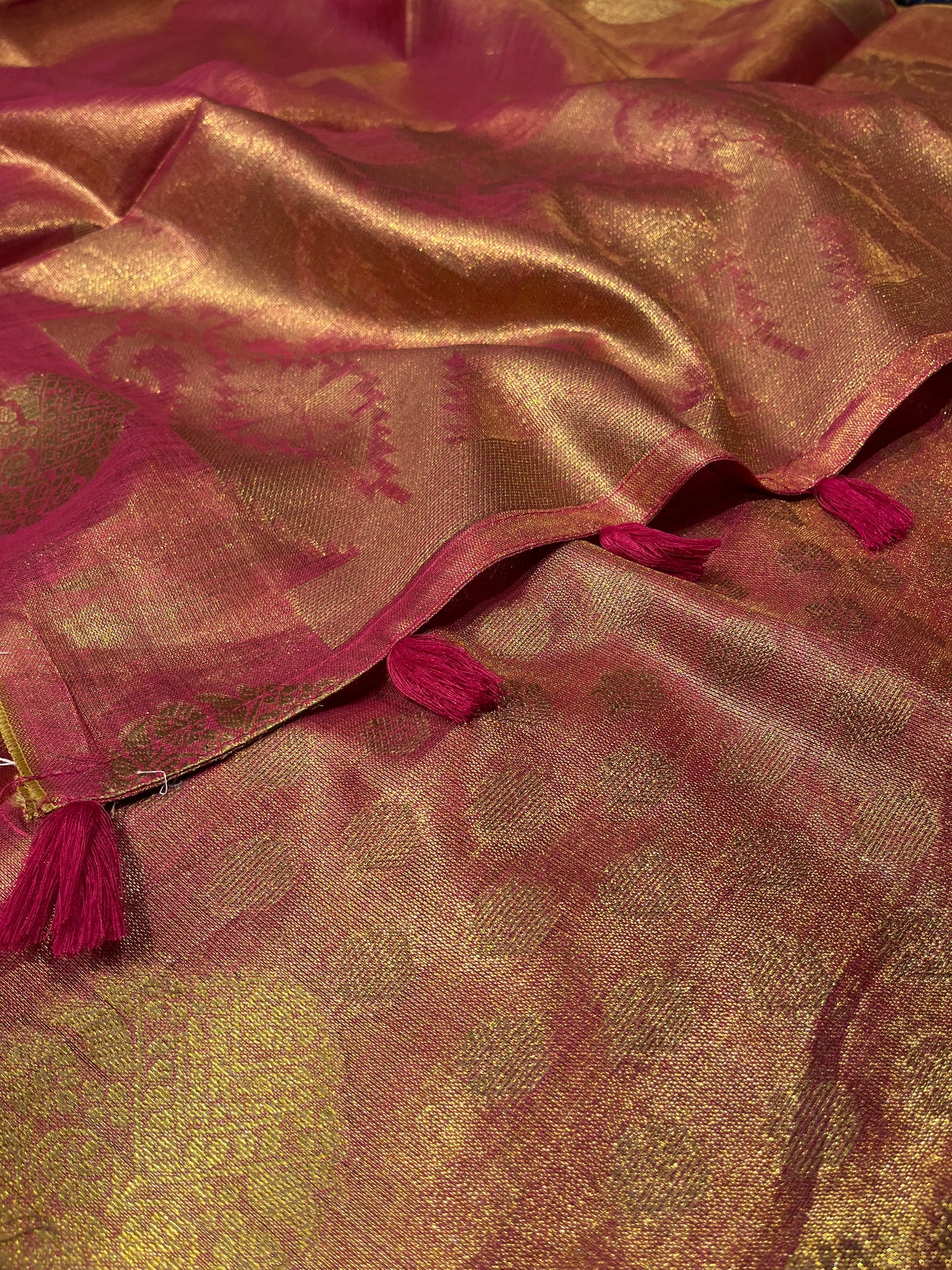 PINK COLOUR COTTON TISSUE SAREE EMBELLISHED WITH ZARI BUTA