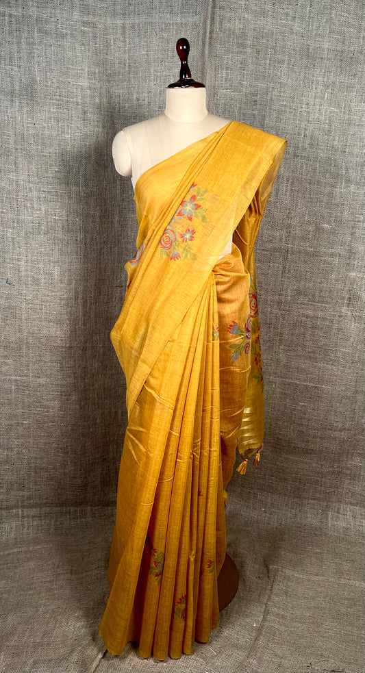 MUSTARD COLOUR JAMDANI MUSLIN SAREE WITH CONTRAST BLOUSE