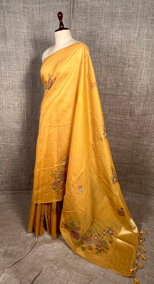 MUSTARD COLOUR JAMDANI MUSLIN SAREE WITH CONTRAST BLOUSE