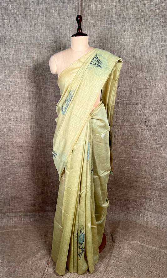 PISTA COLOUR JAMDANI MUSLIN SAREE WITH CONTRAST BLOUSE