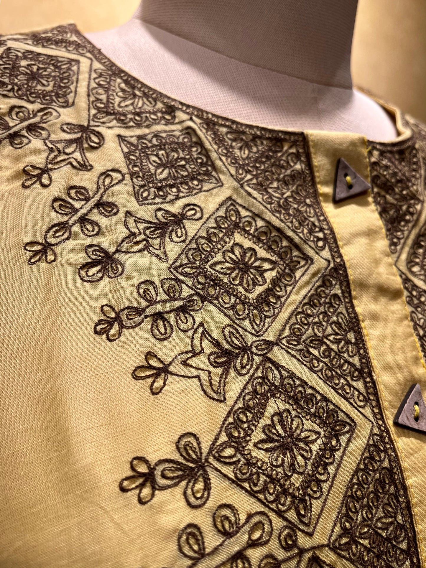 YELLOW COLOUR COTTON SILK CO-ORDS SET EMBELLISHED WITH RESHAM WORK