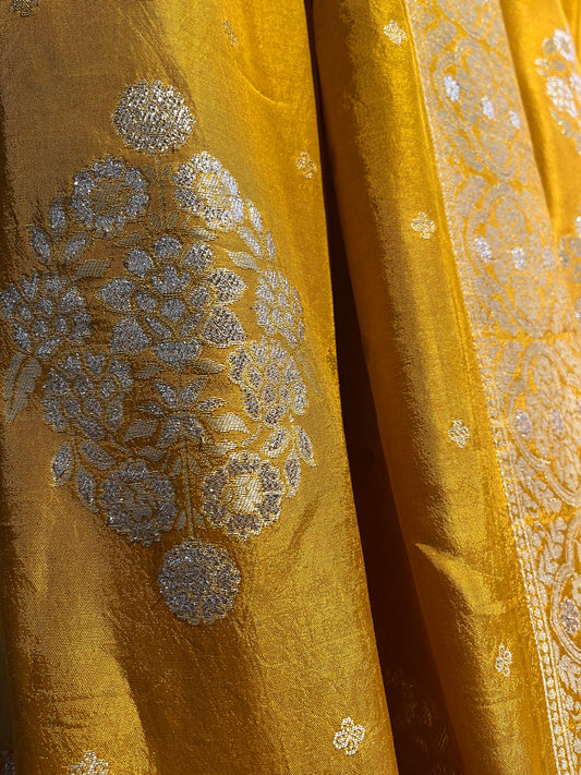 ( DELIVERY IN 25 DAYS ) MUSTARD COLOR BANARASI SILK LEHENGA WITH UNSTITCHED BLOUSE EMBELLISHED WITH ZARI WEAVES