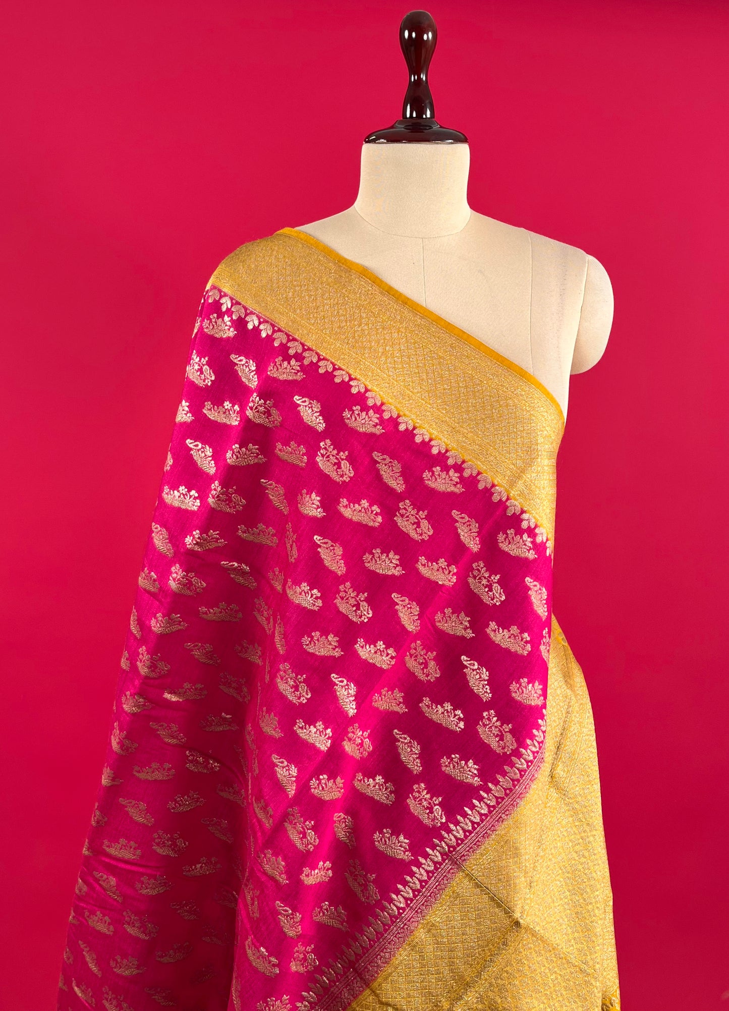 ( DELIVERY IN 20-25 DAYS ) HOT PINK COLOUR MUNGA SILK SAREE EMBELLISHED WITH ZARI WEAVES