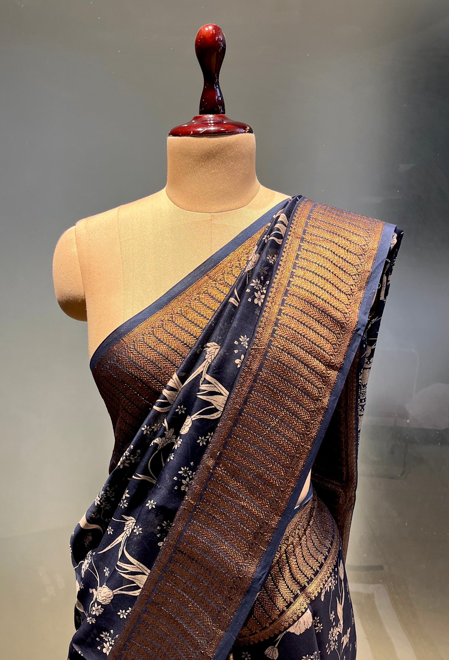 BLUE COLOUR COTTON SILK SAREE EMBELLISHED WITH ZARI BORDER