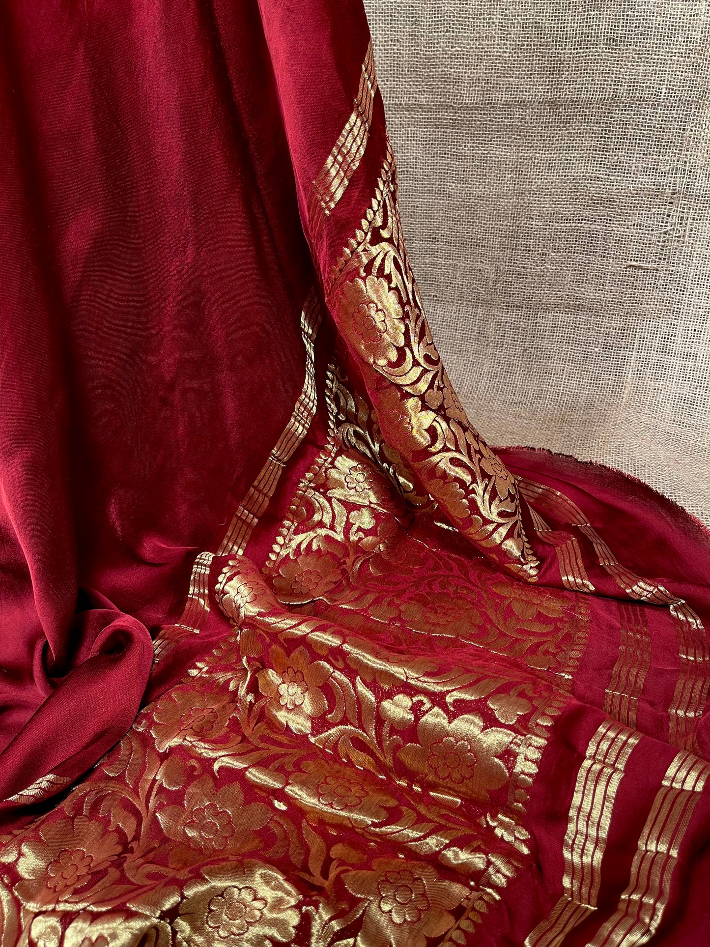 MAROON COLOUR MODAL SILK ZARI PALLU SAREE