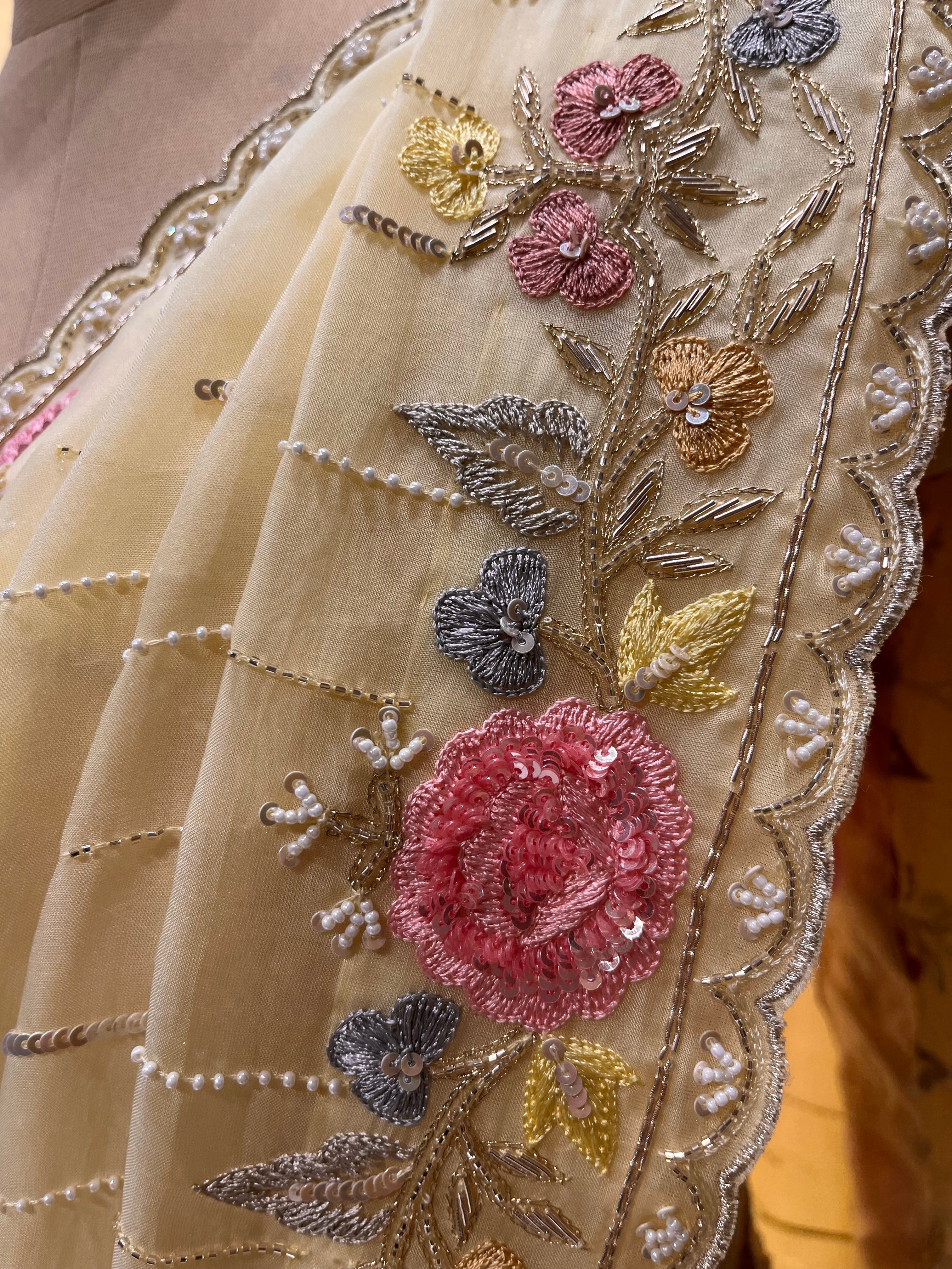 Mal mal Silk Wedding Wear Saree In Pink With Embroidery work & Handwork -  Saree