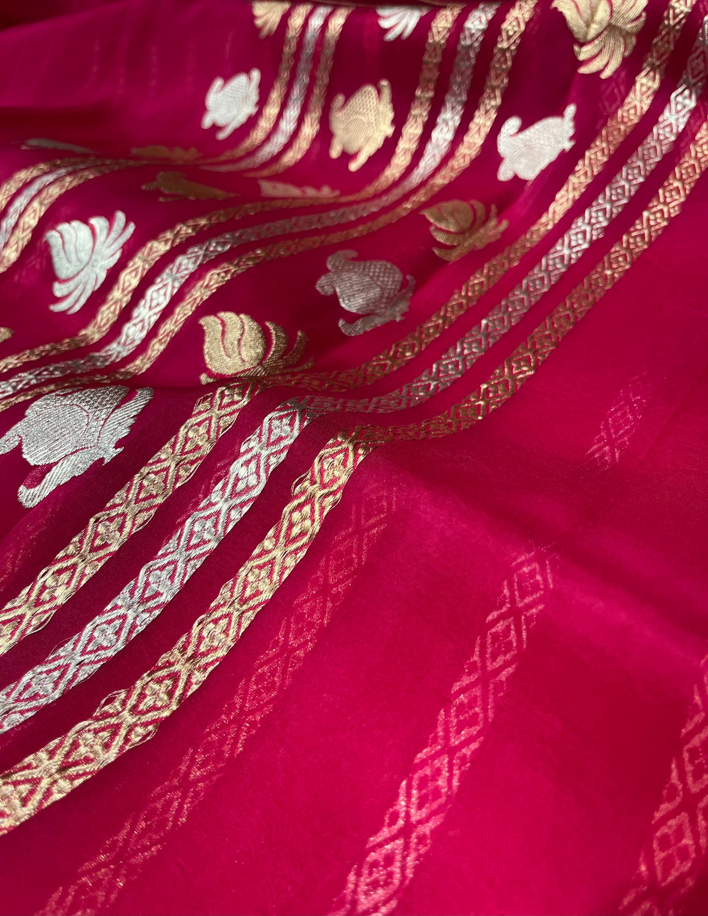 HOT PINK COLOUR PURE ORGANZA BANARASI SAREE EMBELLISHED WITH ZARI WEAVES