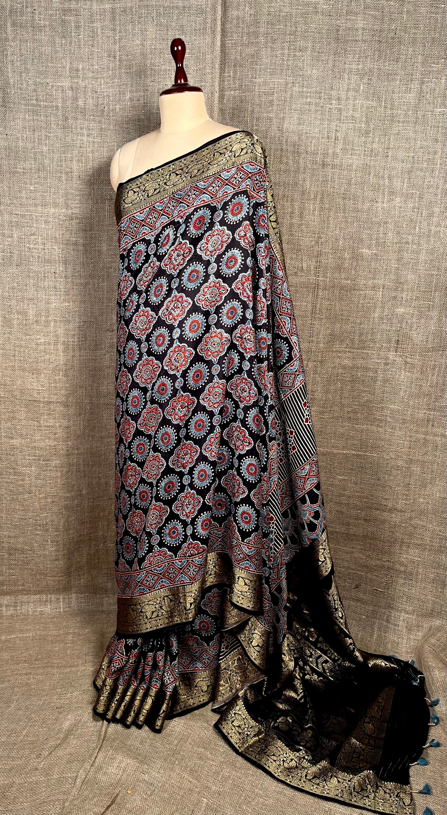 BLACK COLOUR MODAL SILK AJRAKH PRINT SAREE WITH ZARI BORDER & PALLU