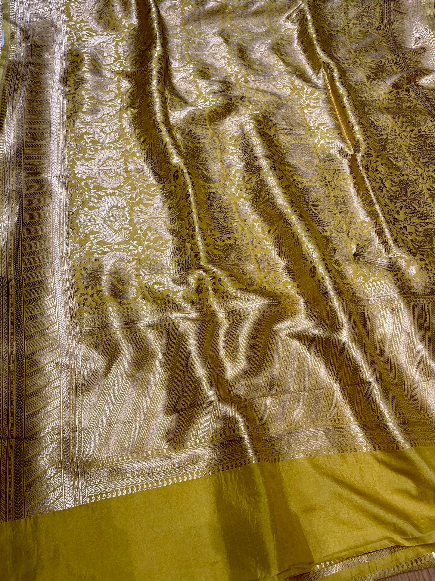 YELLOW COLOUR PURE BROCADE SILK SAREE EMBELLISHED WITH ZARI WEAVES