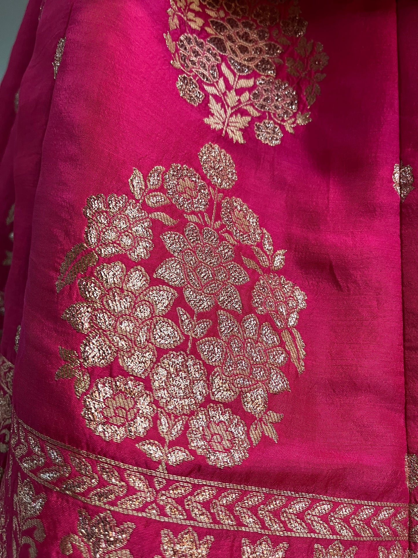 ( DELIVERY IN 25 DAYS ) HOT PINK COLOUR BANARASI PURE SILK LEHENGA WITH UNSTITCHED BLOUSE EMBELLISHED WITH ZARI WEAVES