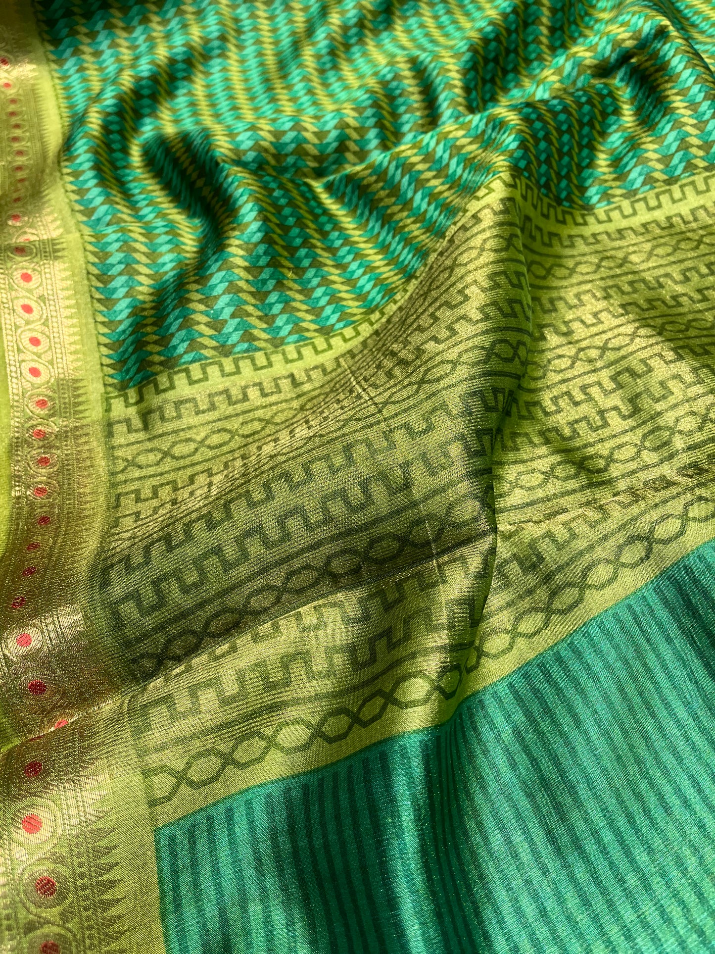 GREEN COLOUR SILK PRINTED SAREE WITH ZARI BORDER