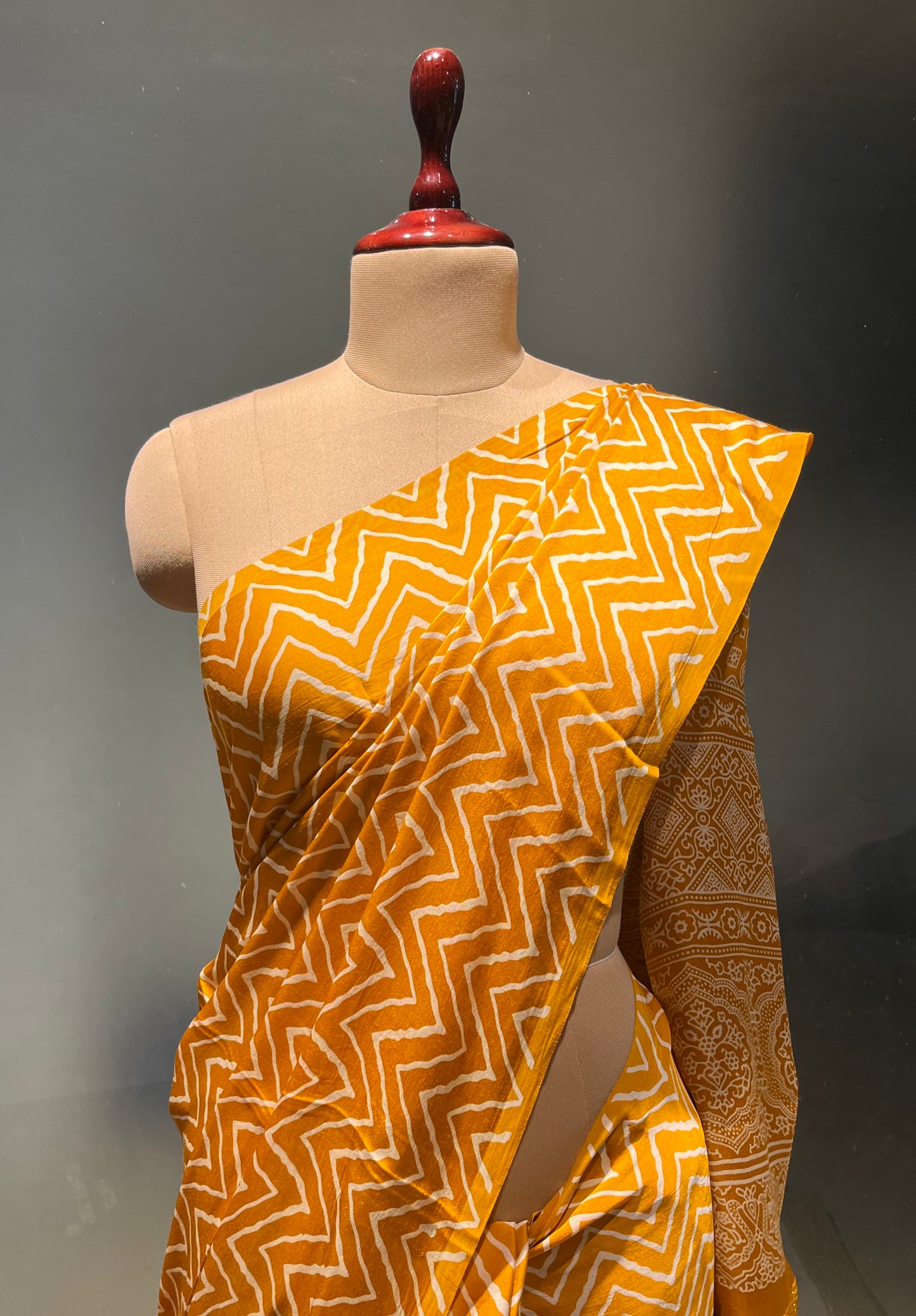 MUSTARD COLOUR MODAL SILK ZIG ZAG PATTERN SAREE