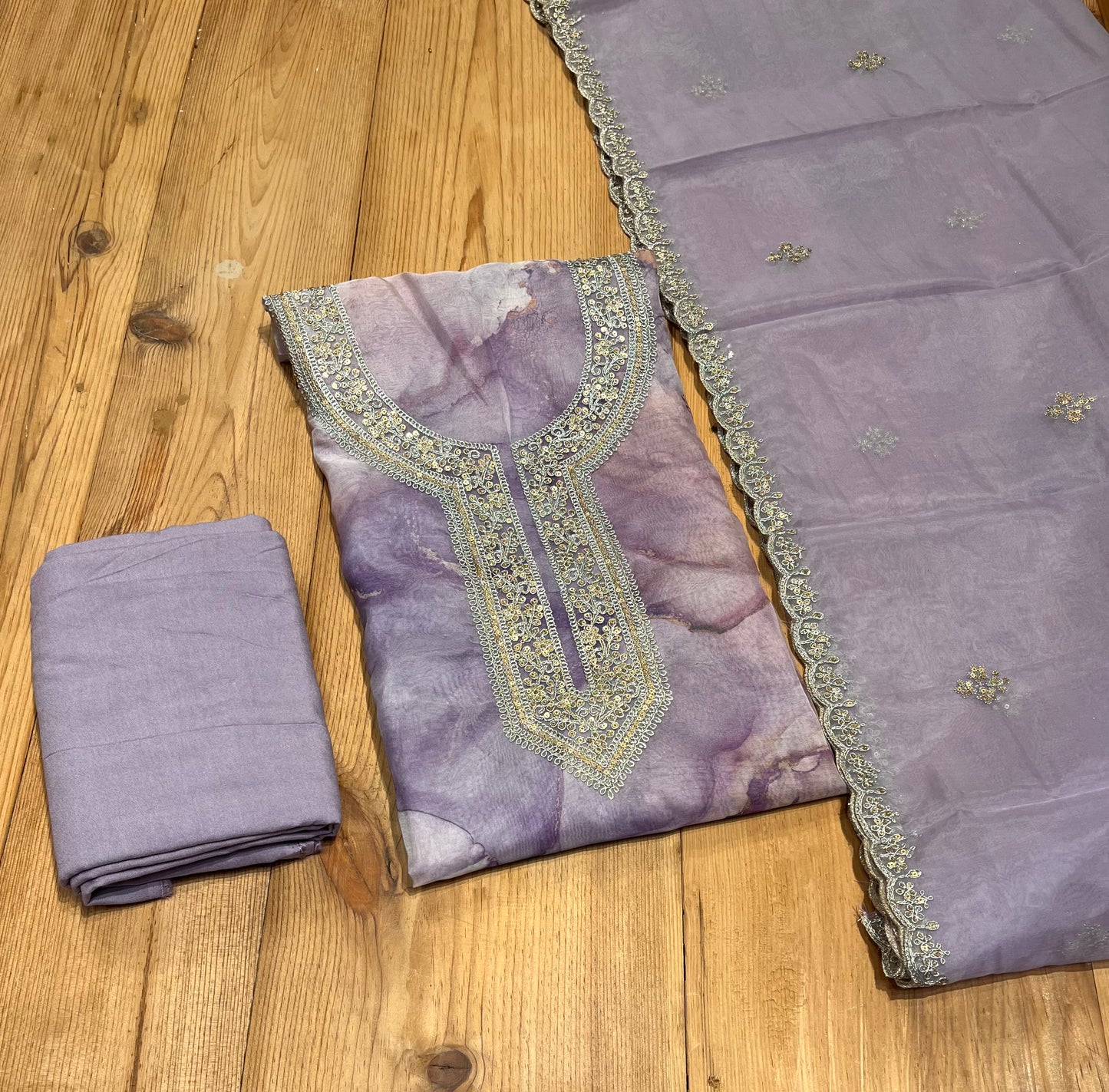 LAVENDER COLOUR ORGANZA UNSTITCHED SUIT EMBELLISHED WITH ZARI WORK