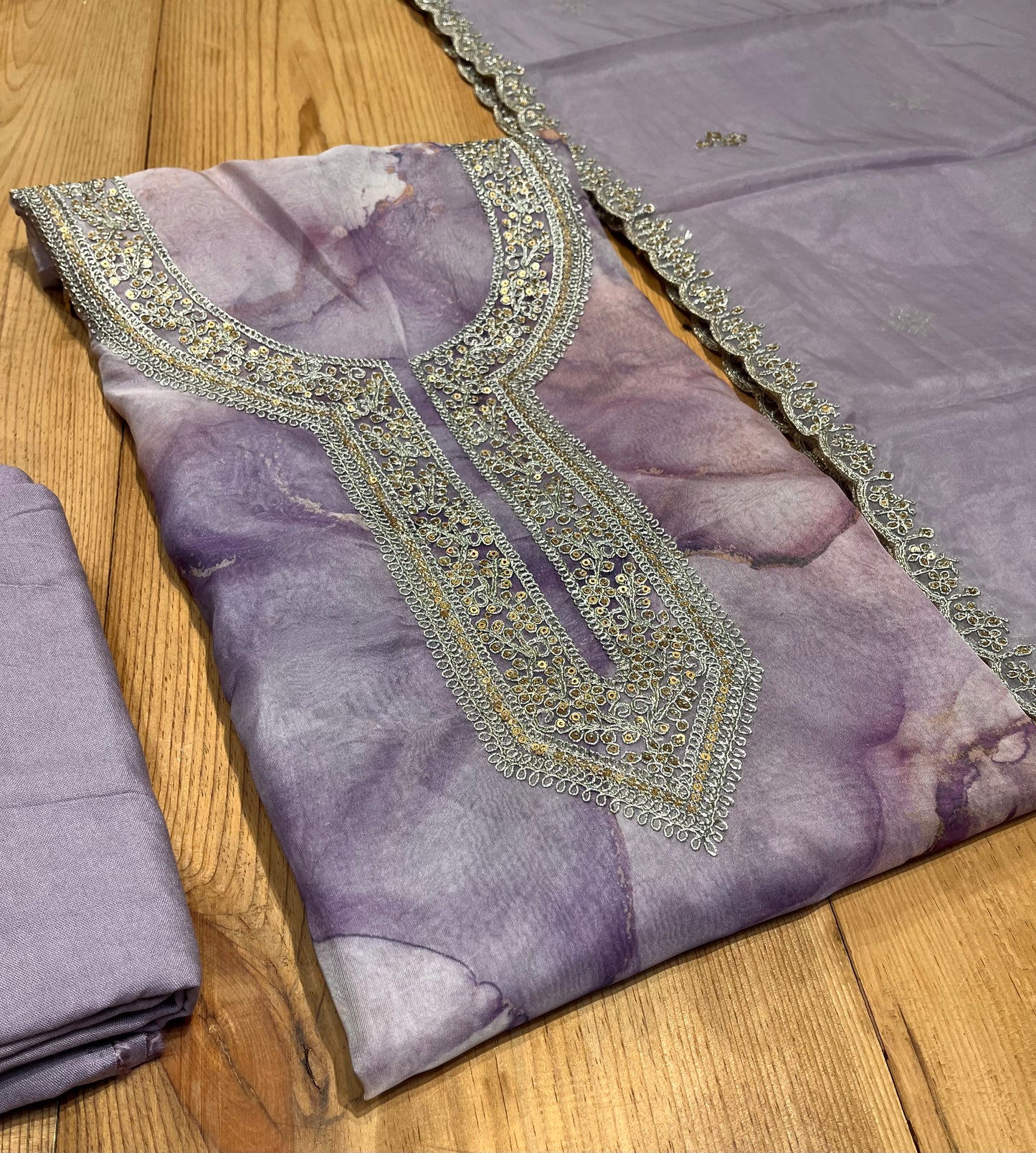 LAVENDER COLOUR ORGANZA UNSTITCHED SUIT EMBELLISHED WITH ZARI WORK