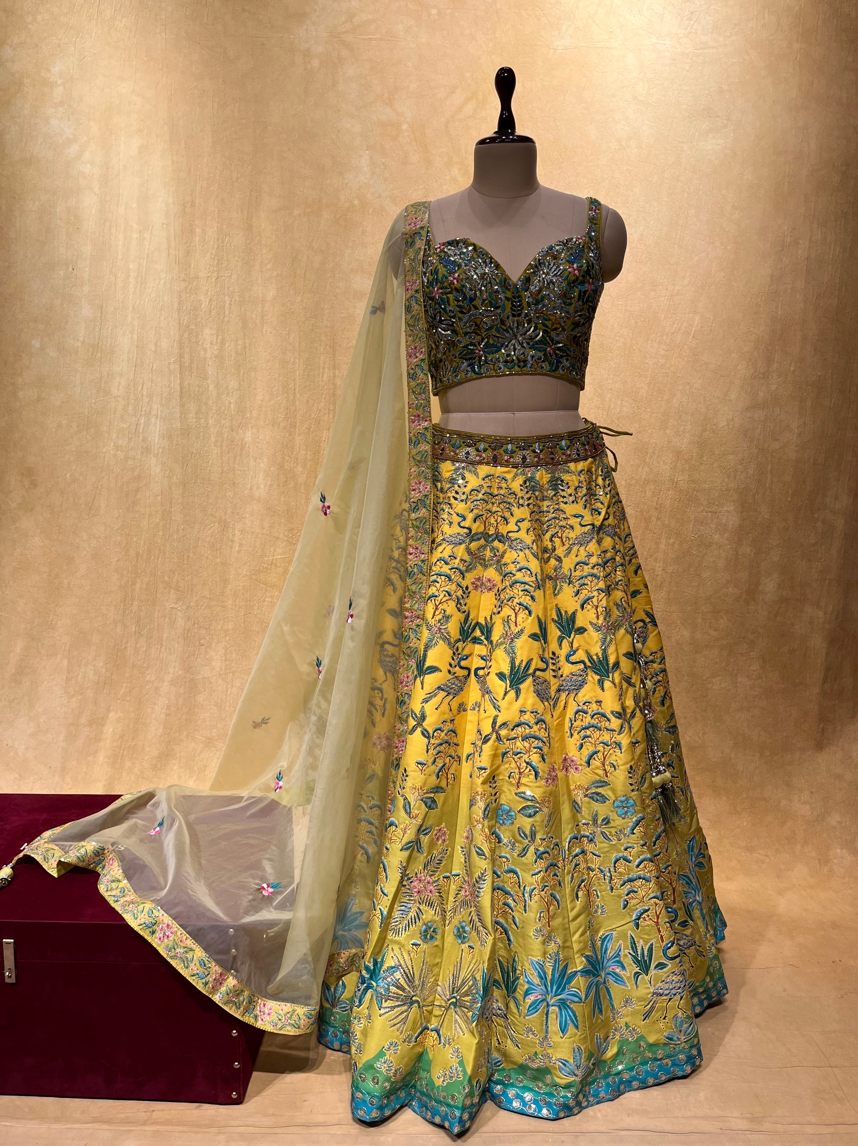 19 Dazzling Sangeet Lehenga Designs For A Starry Bridal Look | Stylish  dress designs, Indian bride outfits, Lehenga designs