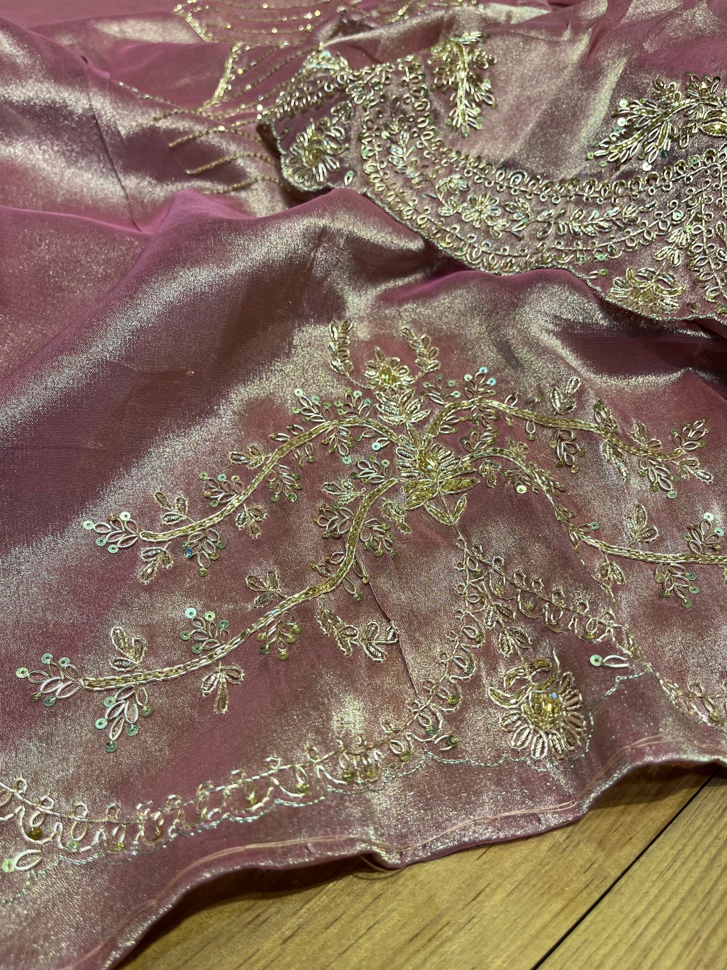 PINK TISSUE EMBROIDERED SAREE EMBELLISHED WITH CUTDANA & ZARDOZI WORK