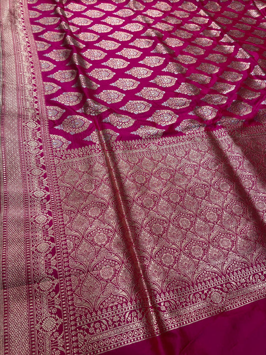 MAGENTA COLOUR PURE BANARASI HANDLOOM SILK BANARASI SAREE EMBELLISHED WITH ZARI WEAVES