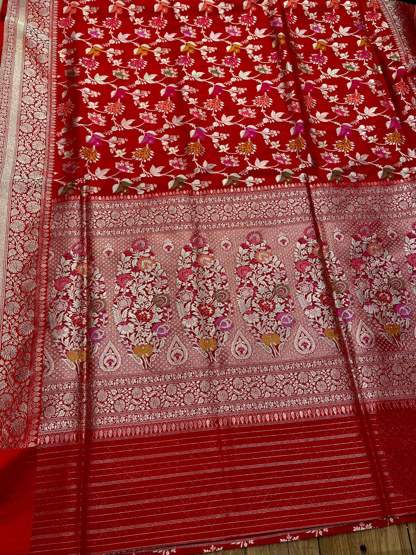 RED COLOUR PURE BANARASI HANDLOOM SILK SAREE EMBELLISHED WITH ZARI WEAVES - Kothari Sons