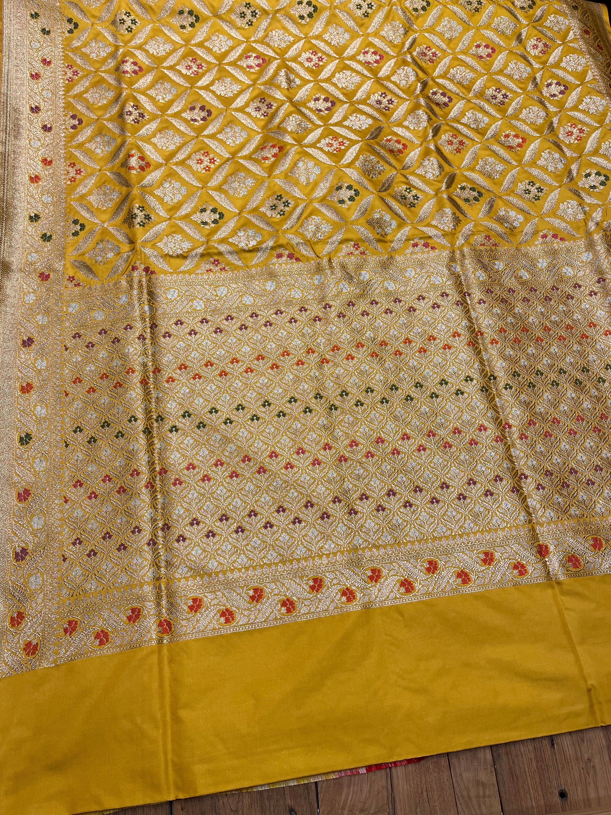 MUSTARD COLOUR PURE BANARASI HANDLOOM SILK SAREE EMBELLISHED WITH ZARI WEAVES - Kothari Sons