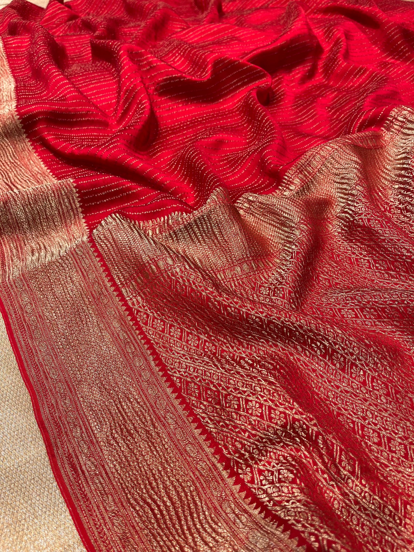 RED COLOUR MYSORE CREPE SILK SAREE EMBELLISHED WITH ZARI WEAVES