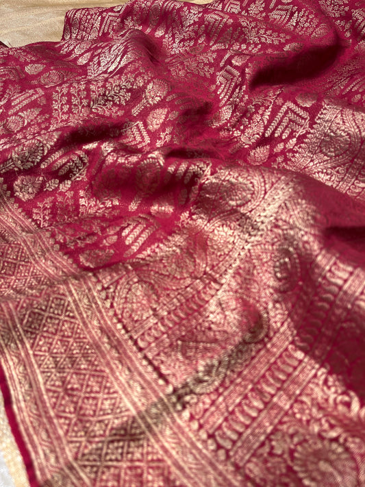 ONION PINK COLOUR MYSORE CREPE SILK SAREE EMBELLISHED WITH ZARI WEAVES