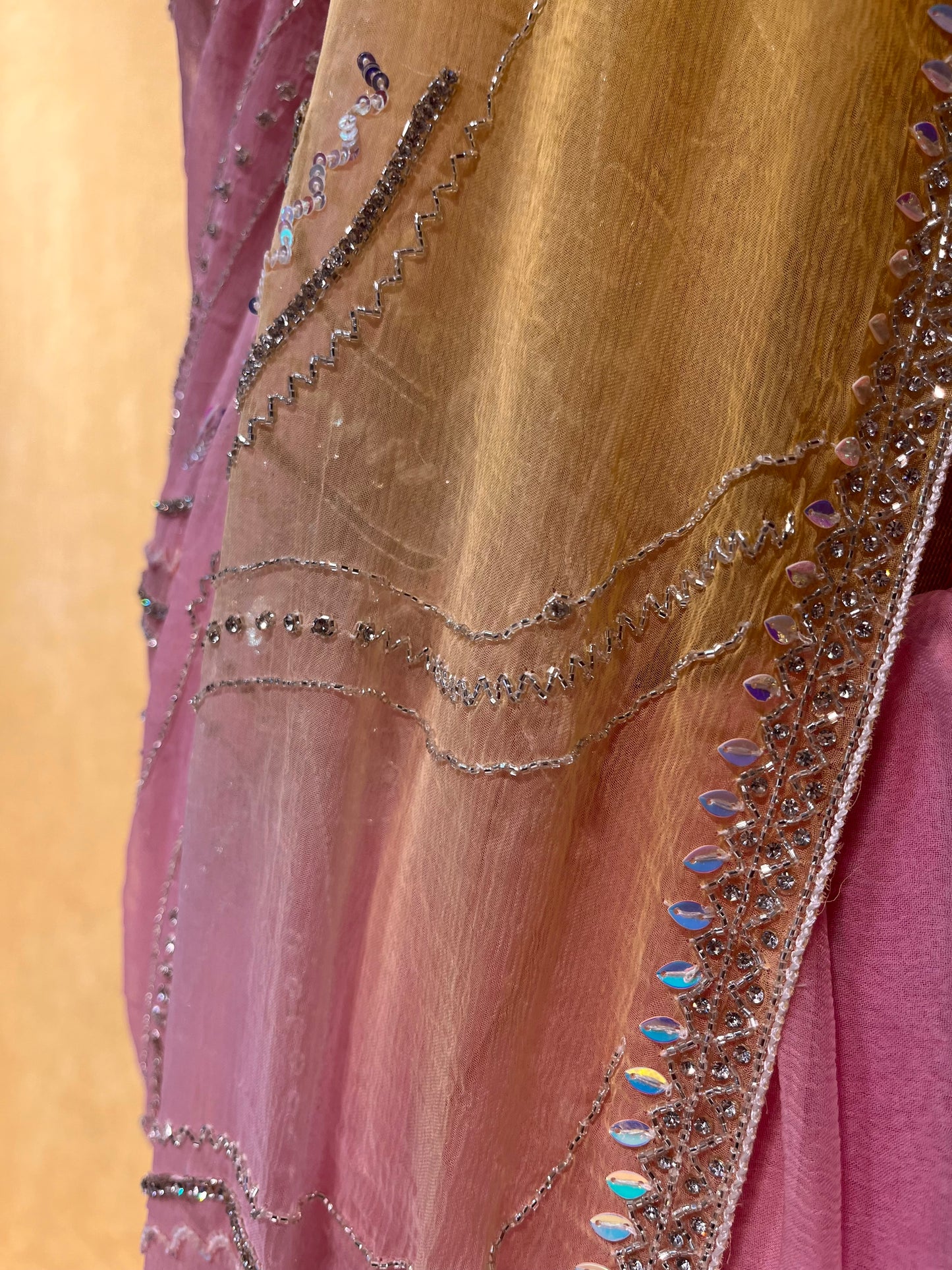 SHADED CHIFFON HAND EMBROIDERED SAREE EMBELLISHED WITH CUTDANA WORK