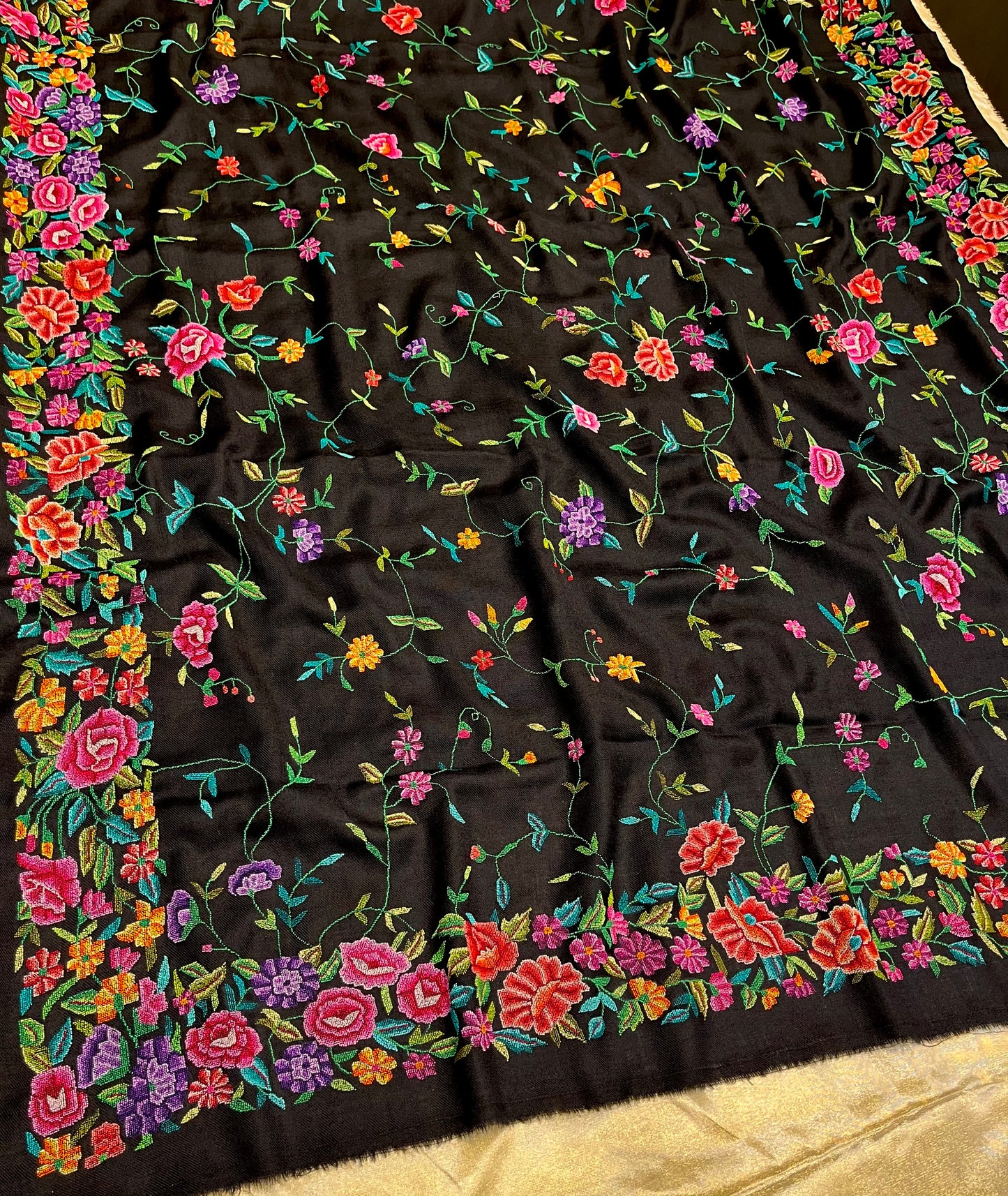 ELEGANT BLACK HAND PETIT POINT PASHMINA SHAWL LUXURIOUS & TIMELESS ( DELIVERY IN 60-70 DAYS )