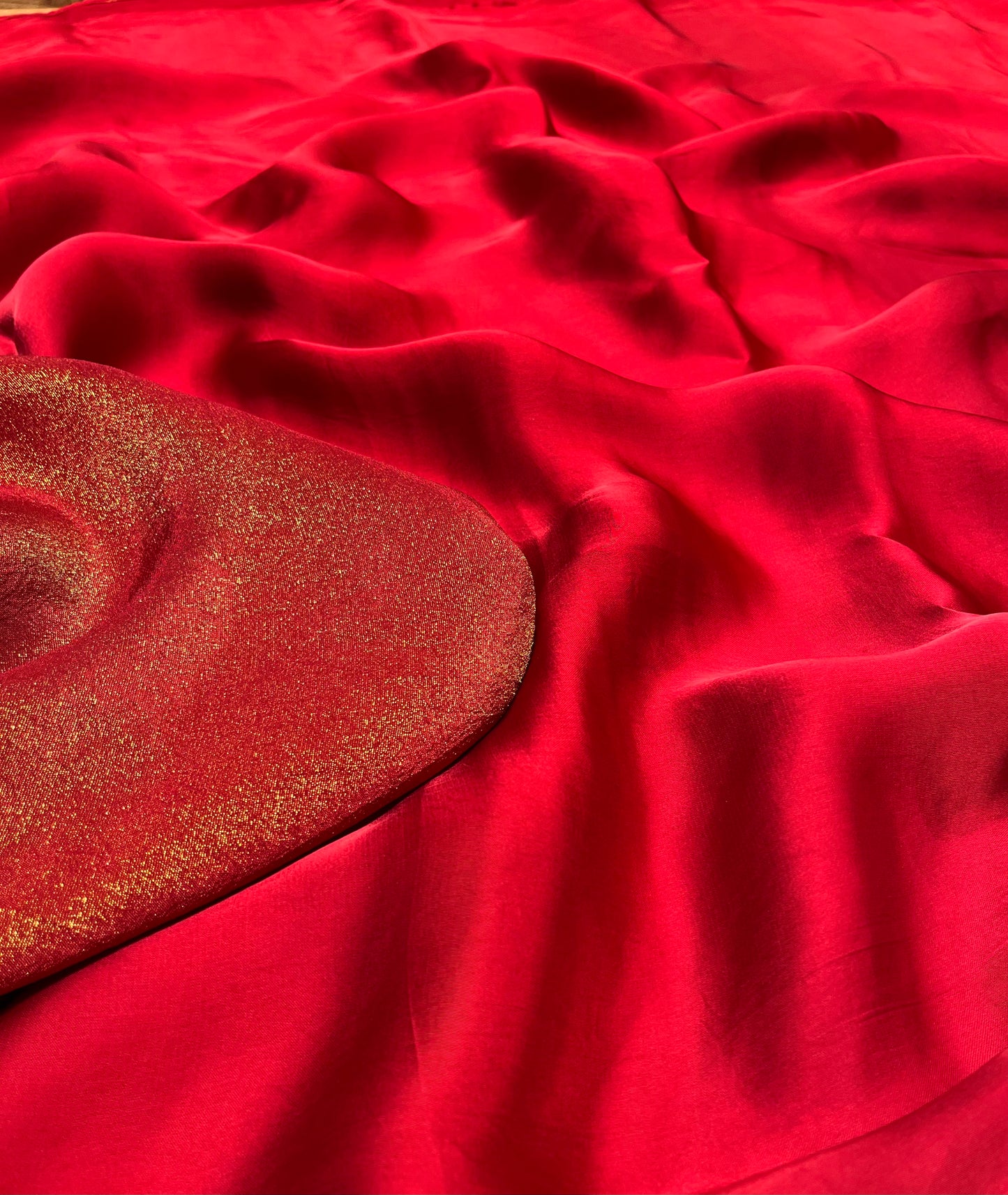 RED COLOUR ORGANZA SATIN SAREE WITH  UNSTITCHED TISSUE BLOUSE