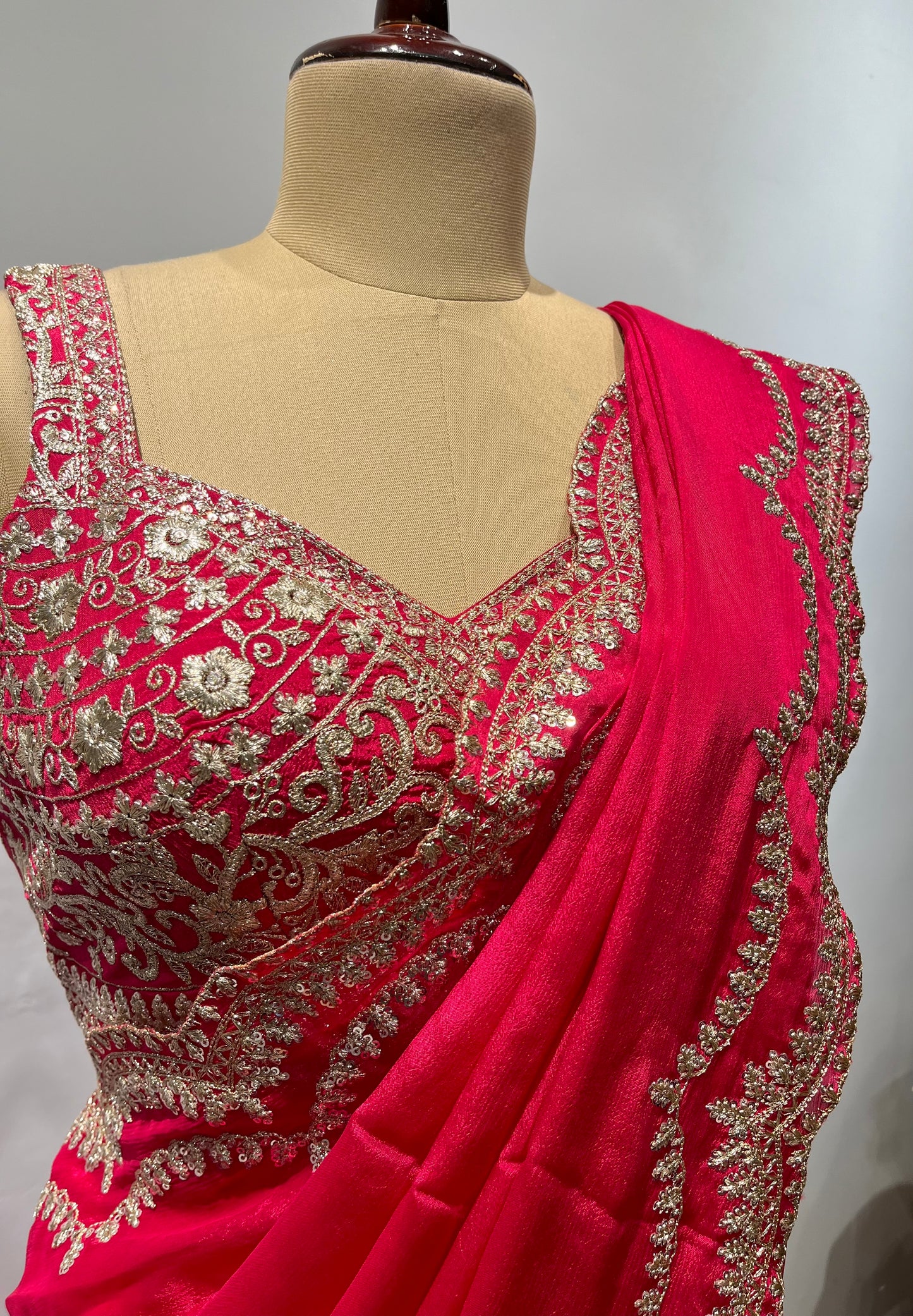 HOT PINK COLOUR CHINON READYMADE BLOUSE EMBROIDERED SAREE EMBELLISHED WITH ZARI & SEQUINS WORK ( INCLUDE UNSTITCHED BLOUSE )