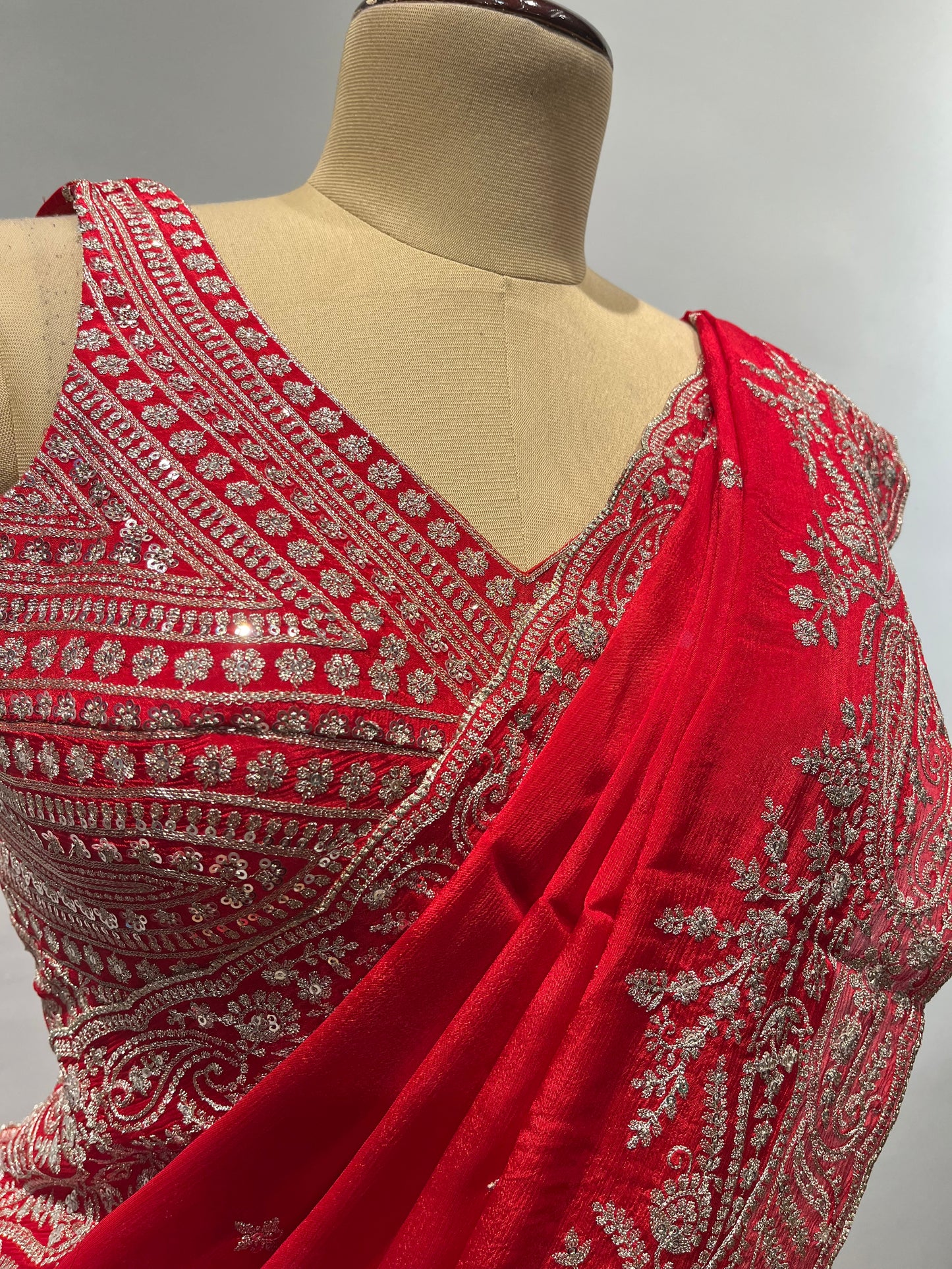 RED COLOUR CHINON READYMADE BLOUSE EMBROIDERED SAREE EMBELLISHED WITH ZARI & SEQUINS WORK ( INCLUDE UNSTITCHED BLOUSE )