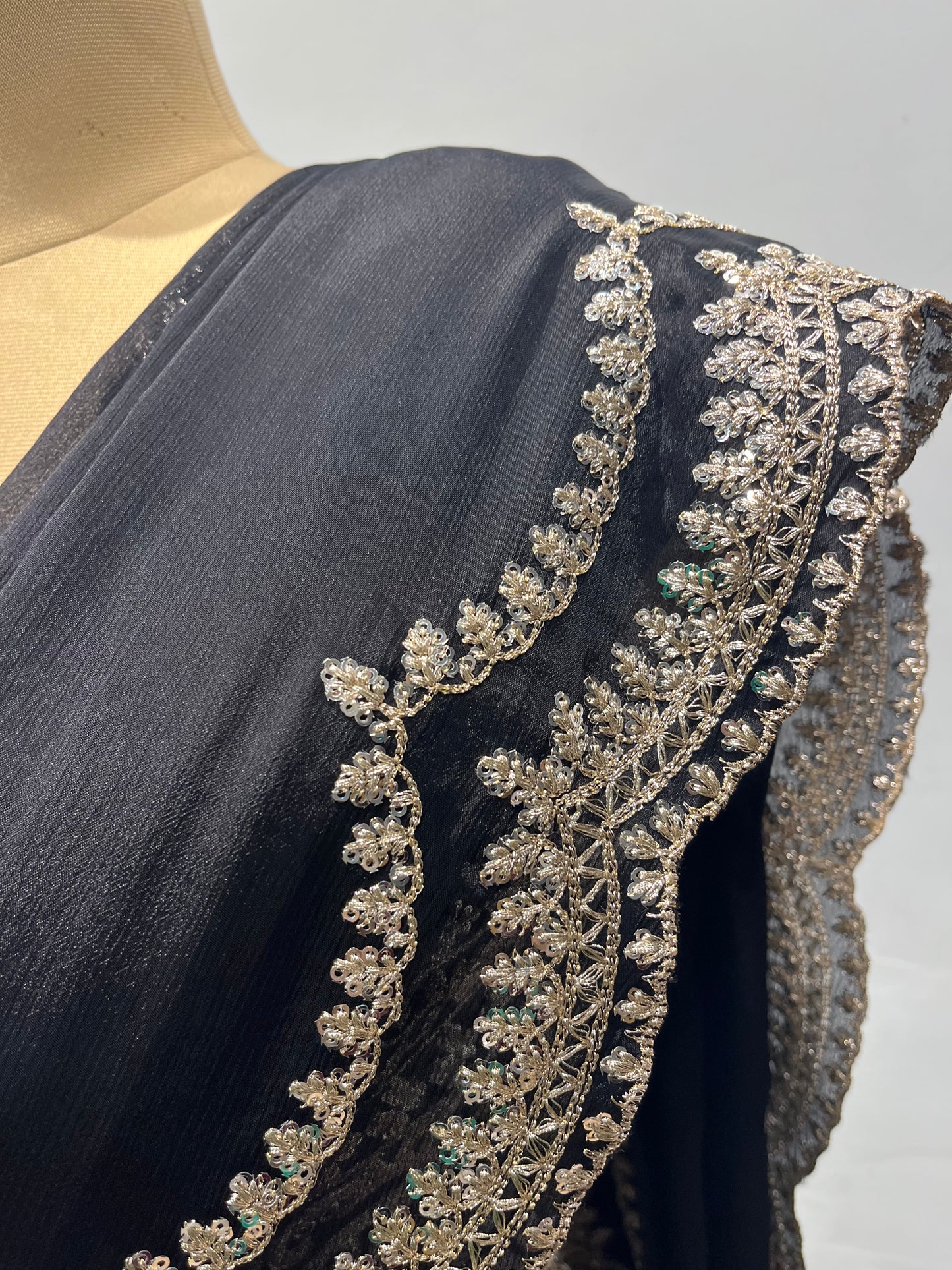 BLACK  COLOUR CHINON READYMADE BLOUSE EMBROIDERED SAREE EMBELLISHED WITH ZARI & SEQUINS WORK ( INCLUDE UNSTITCHED BLOUSE )