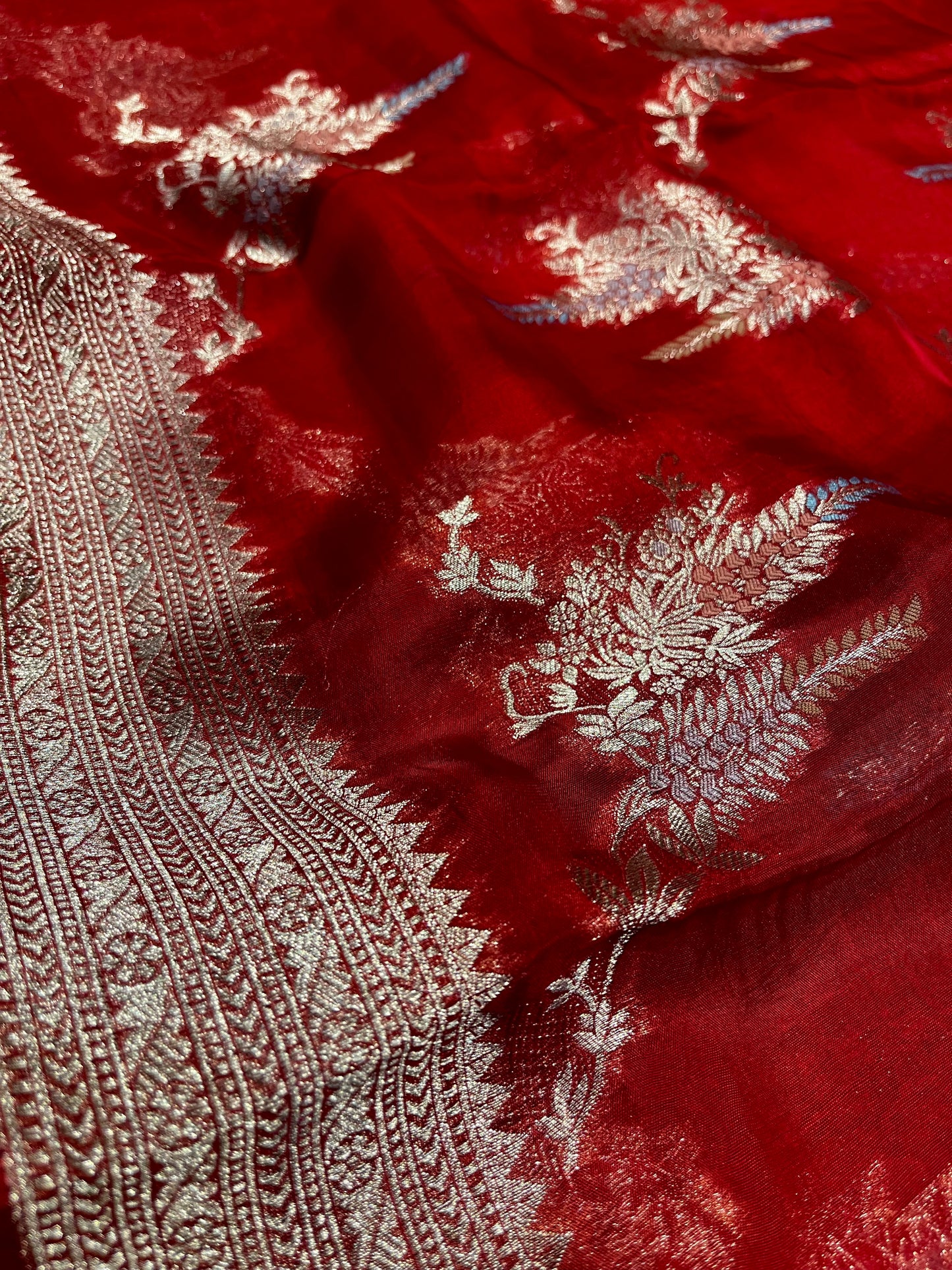 RED COLOUR ORGANZA SILK SAREE EMBELLISHED WITH ZARI WEAVES - Kothari Sons