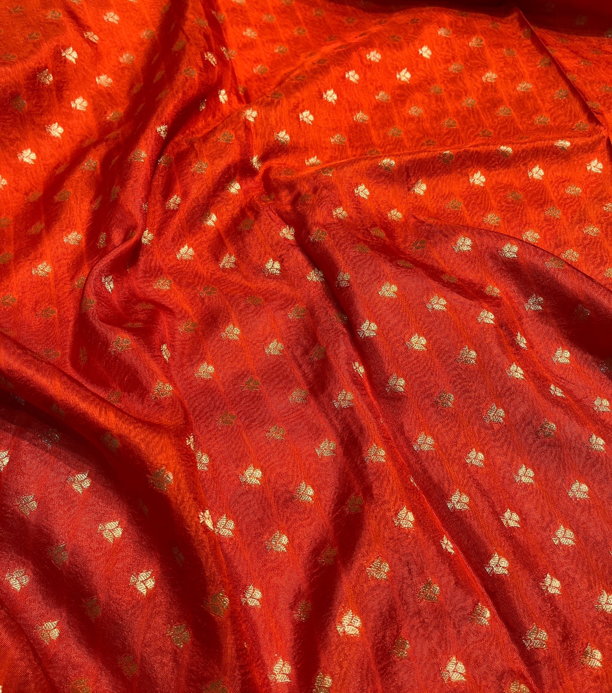 ORANGE COLOUR PLANT BASED BROCADE SAREE eWITH ZARI WEAVES - Kothari Sons