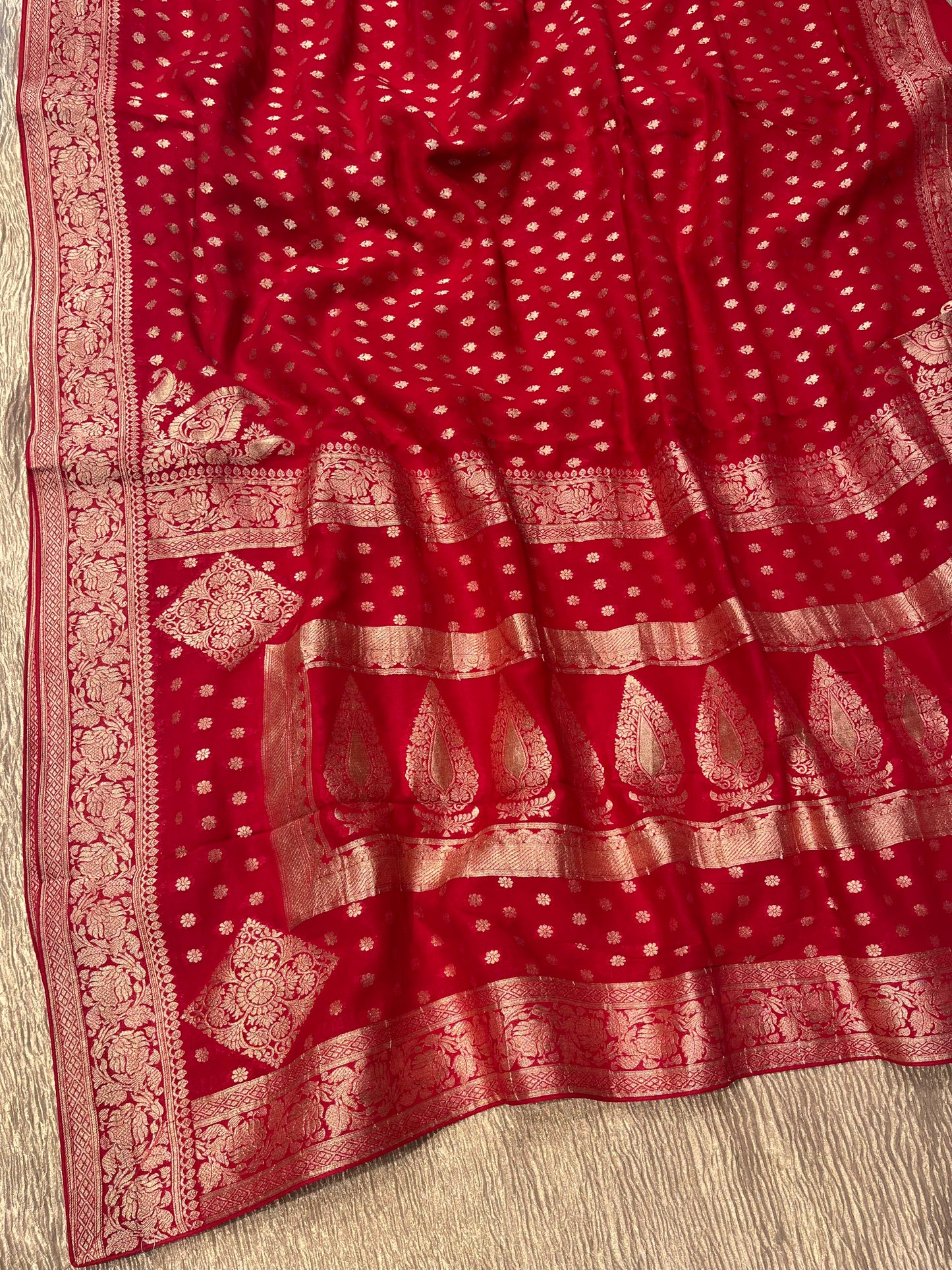 RED COLOUR GEORGETTE KHADDI SAREE EMBELLISHED WITH RESHAM WEAVE