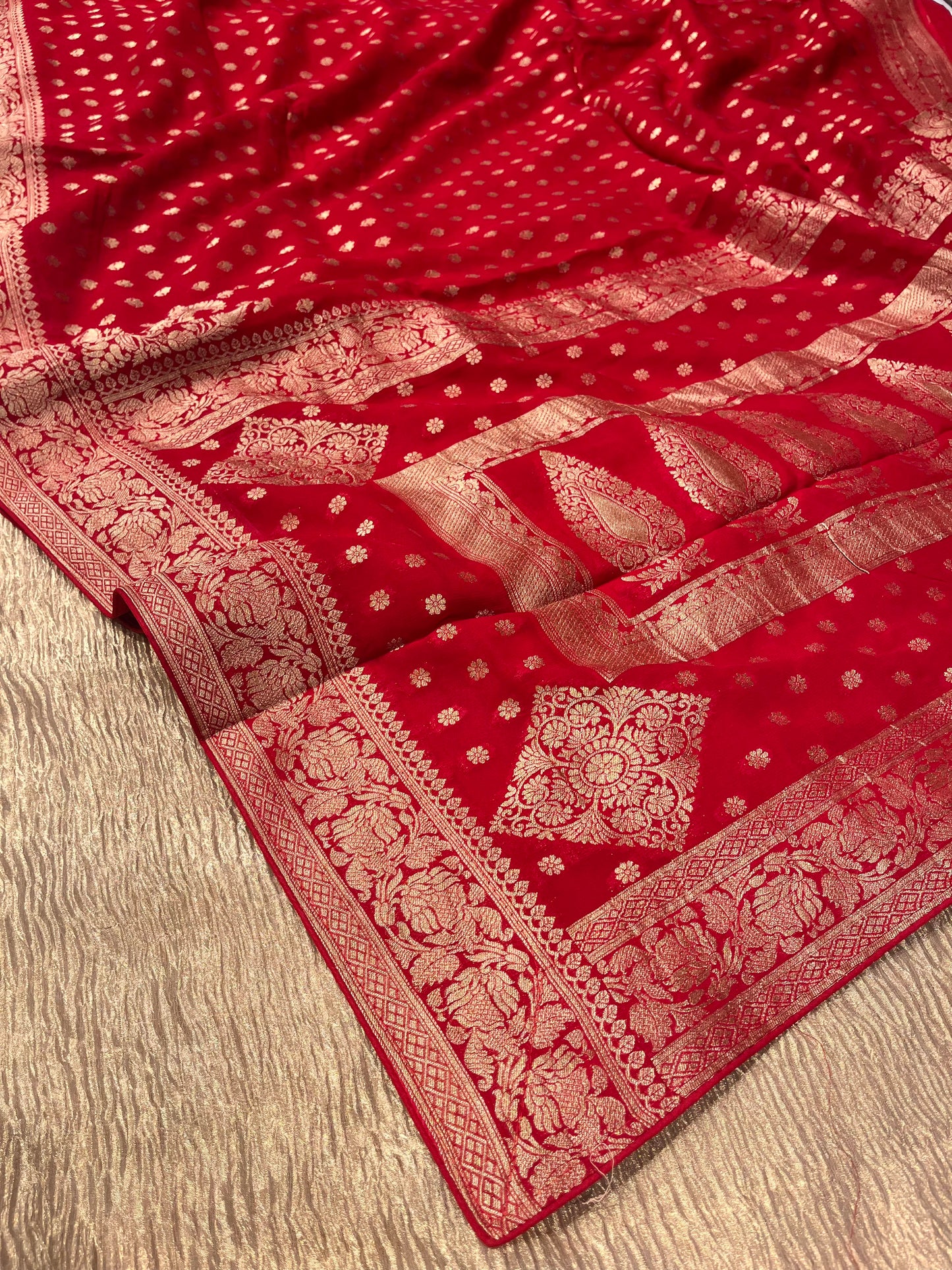 RED COLOUR GEORGETTE KHADDI SAREE EMBELLISHED WITH RESHAM WEAVE