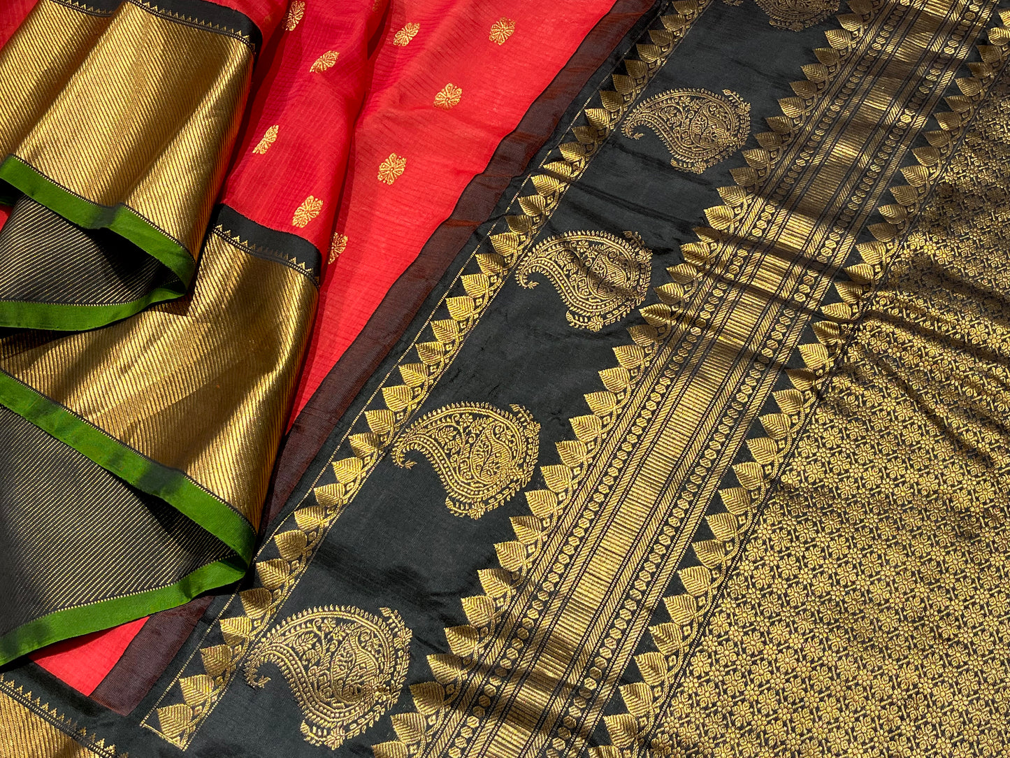 RED COLOUR PURE GADWAL SILK SAREE EMBELLISHED WITH ZARI WEAVES