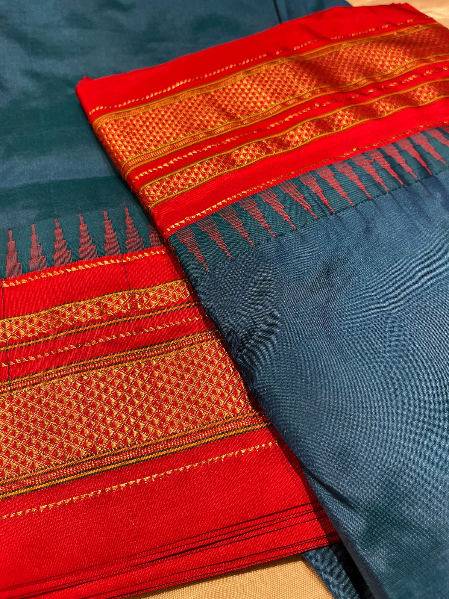 Gadwal Saree