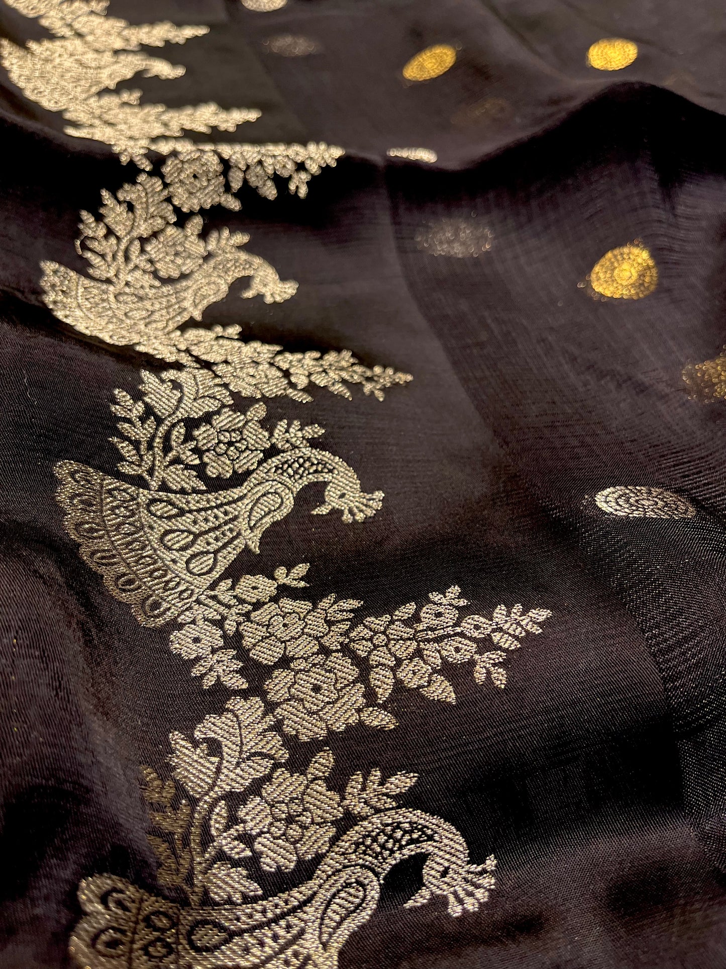 BLACK COLOUR KOTA DORIA SAREE WITH ZARI BORDER & BUTTI - Kothari Sons