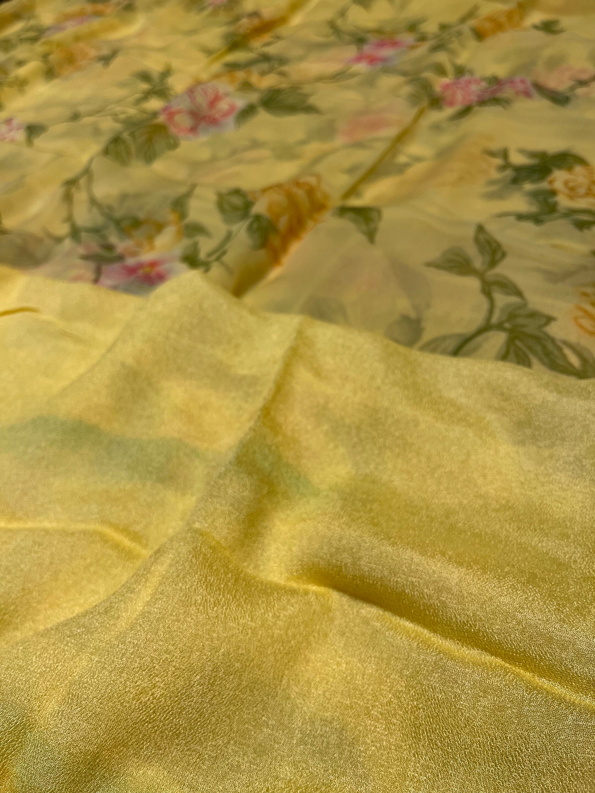 PASTEL YELLOW COLOUR FLORAL PRINTED CHIFFON SAREE WITH CHINON BLOUSE - Kothari Sons