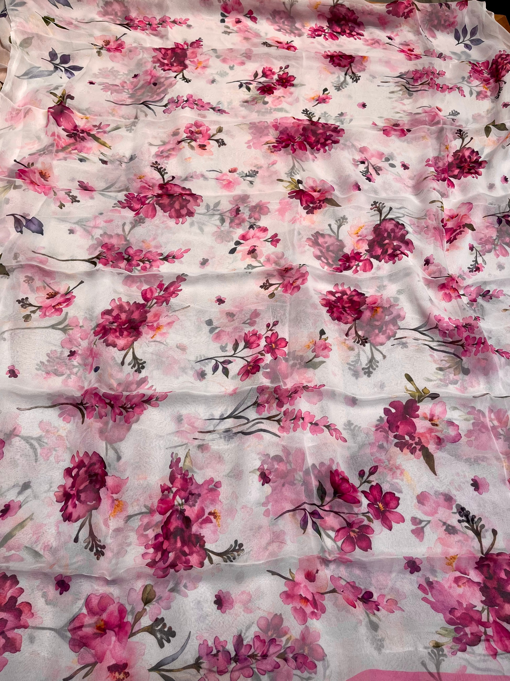 PASTEL PINK COLOUR FLORAL PRINTED CHIFFON SAREE WITH CINON BLOUSE - Kothari Sons