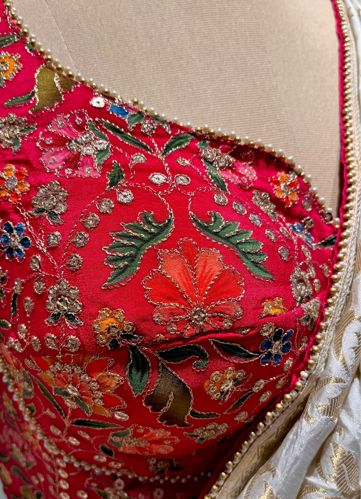 IVORY COLOUR ZARI WOVEN JAAL PLANT-BASED SILK SAREE WITH READYMADE RANI COLOUR KASHMIRI KANI BLOUSE