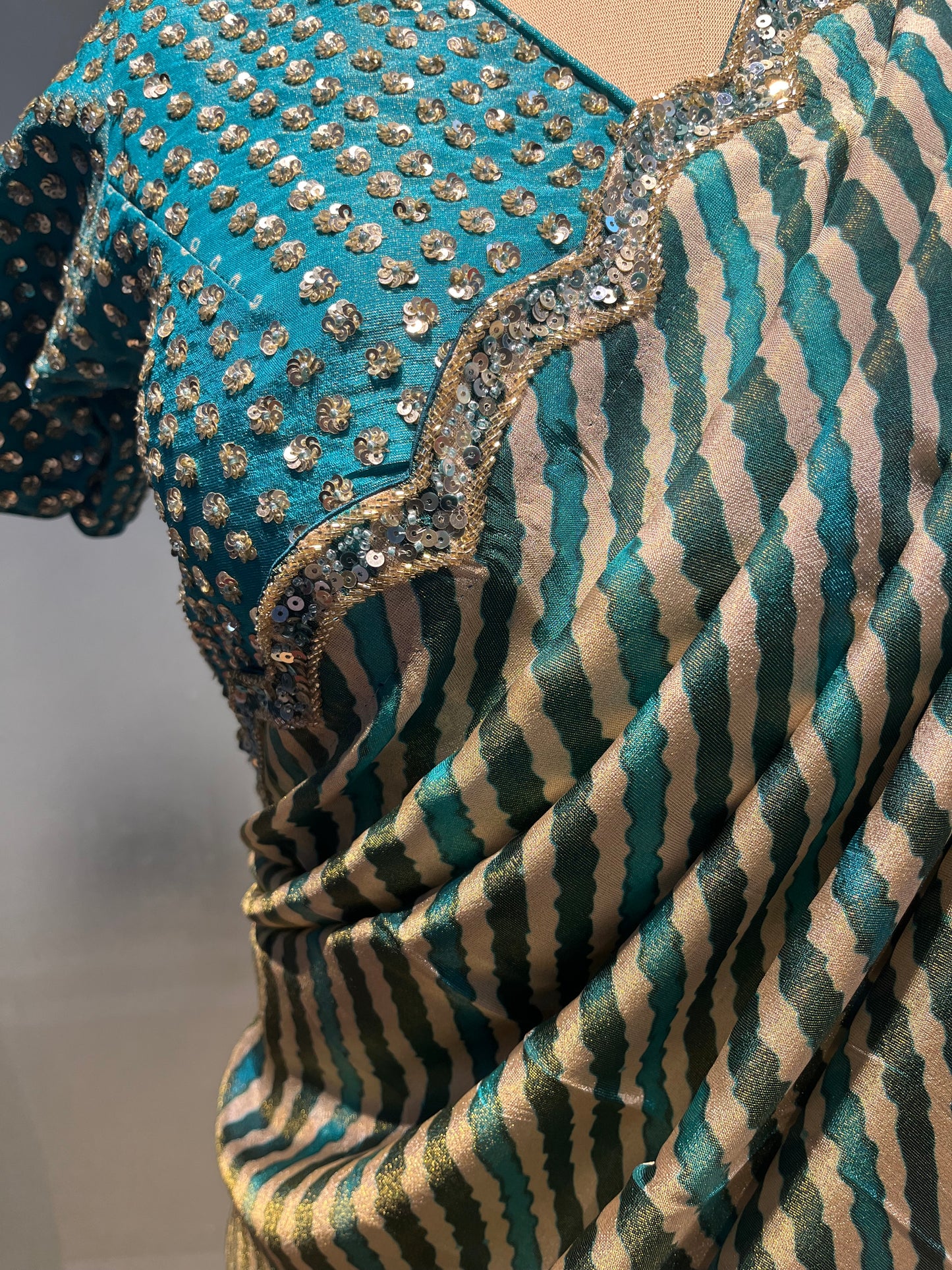 RAMA GREEN COLOUR GEORGETTE TISSUE SAREE EMBELLISHED WITH SEQUINS & BEADS WORK READYMADE BLOUSE