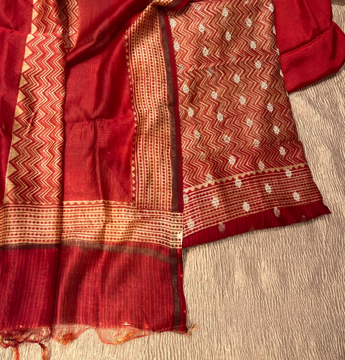 RED COLOUR CHANDERI SILK PRINTED UNSTITCHED SUIT