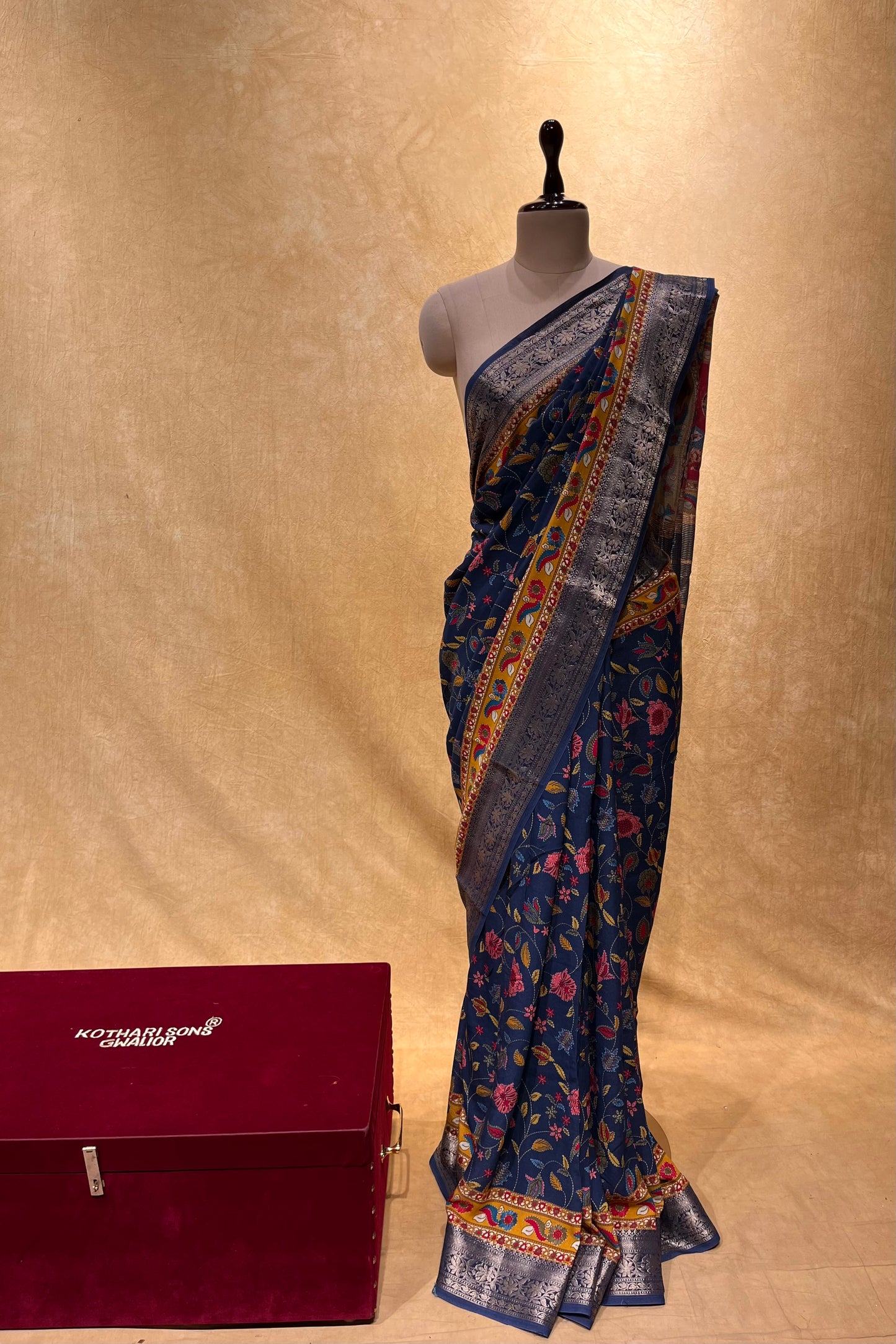 Blue Colour Kalamkari Print Dola Silk Saree Kothari Sons Blue Colour Kalamkari Print Dola Silk Saree Kothari Sons